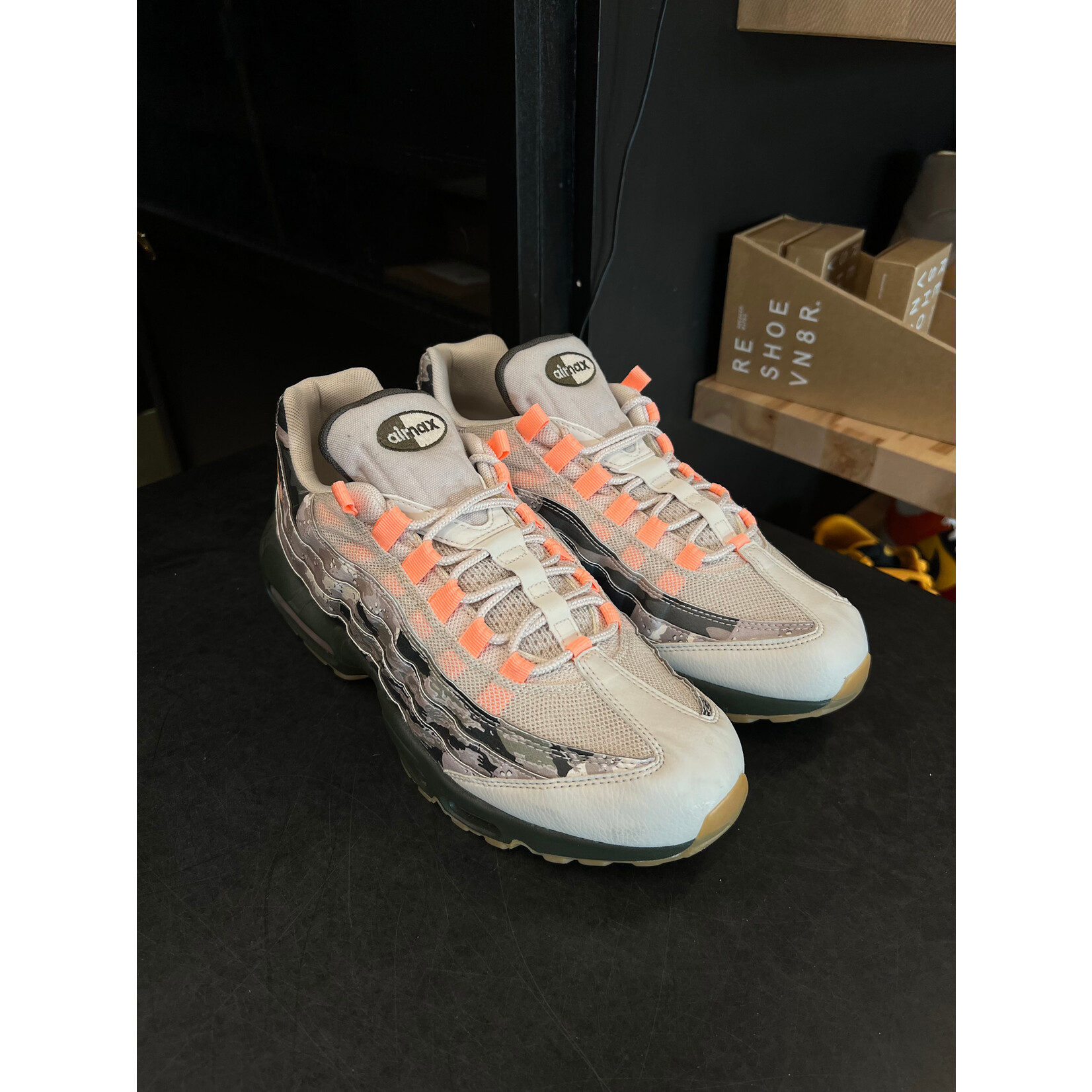 Nike Nike Air Max 95 Camo Sunset Size 10.5, PREOWNED