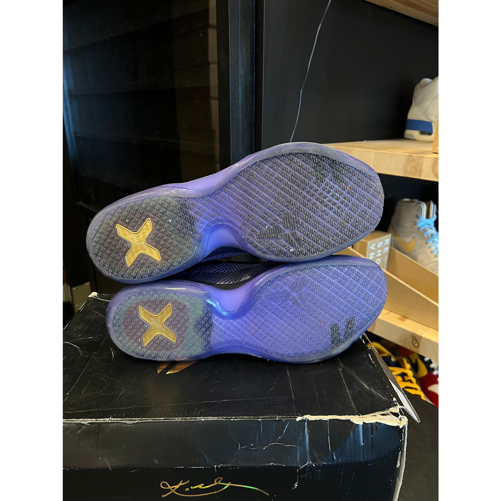 Nike Nike Kobe 10 Blackout Size 11, PREOWNED