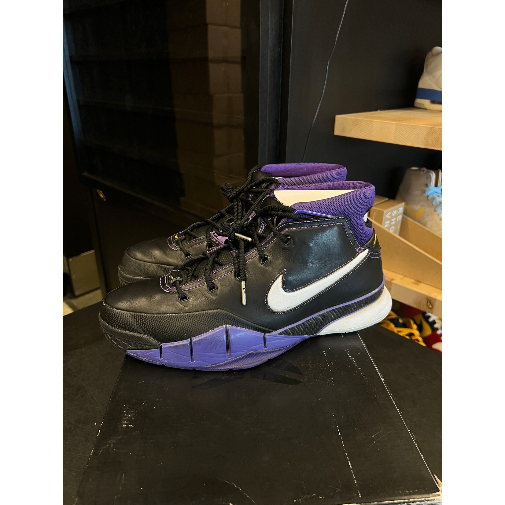 Nike Nike Kobe 1 Protro Purple Reign Size 11, PREOWNED