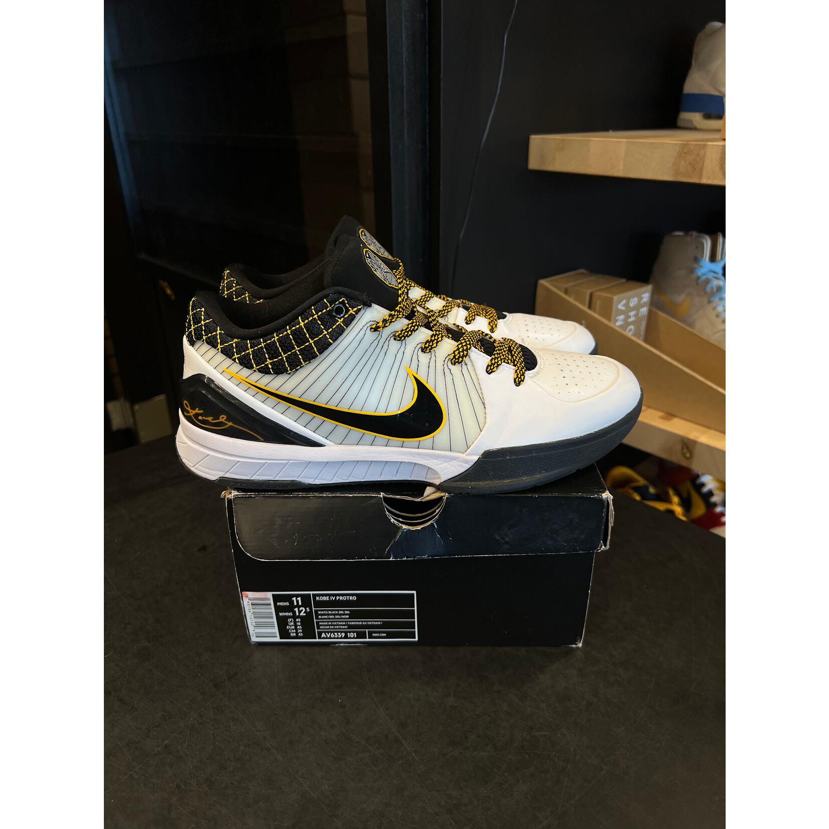 Nike Nike Kobe 4 Protro White Black Del Sol Size 11, PREOWNED