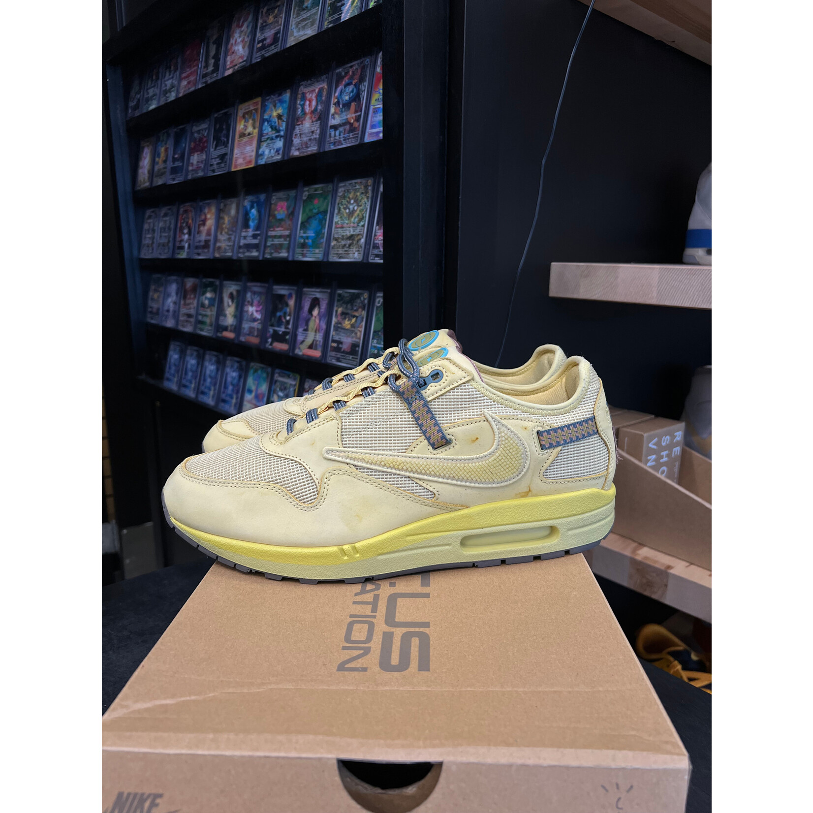 Nike Nike Air Max 1 Travis Scott Cactus Jack Saturn Gold Size 12, PREOWNED