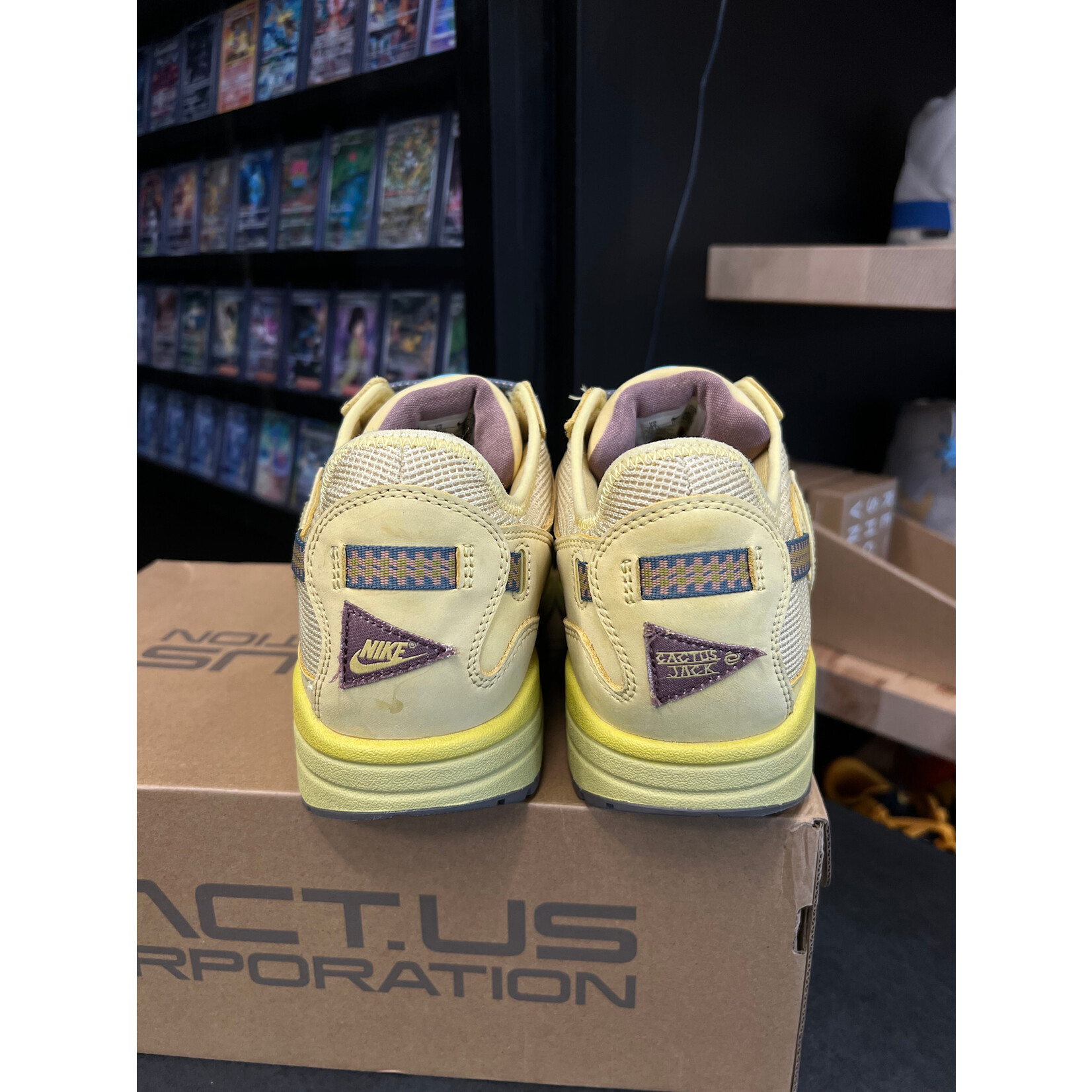 Nike Nike Air Max 1 Travis Scott Cactus Jack Saturn Gold Size 12, PREOWNED