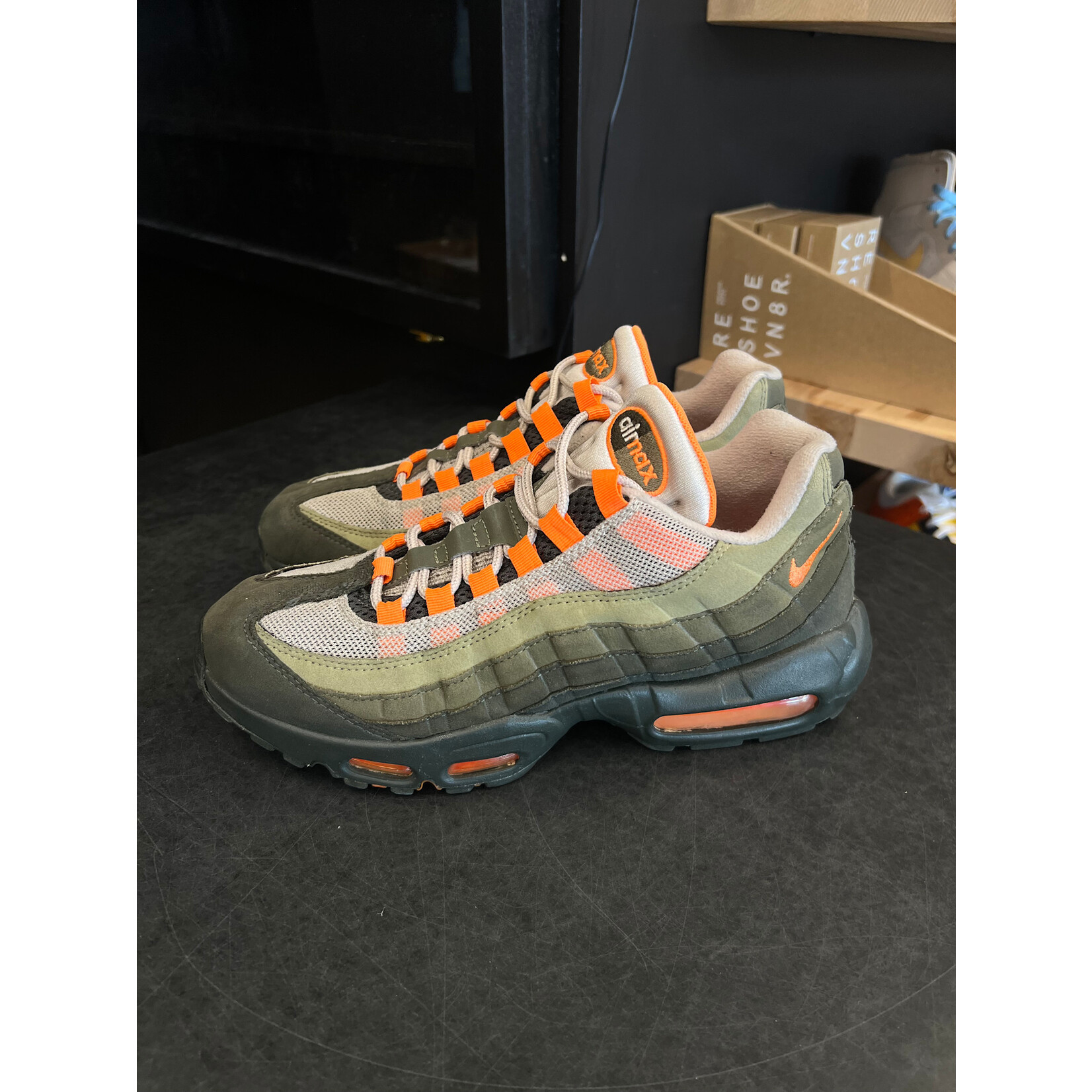 Nike Nike Air Max 95 OG Neutral Olive Total Orange Size 8, PREOWNED