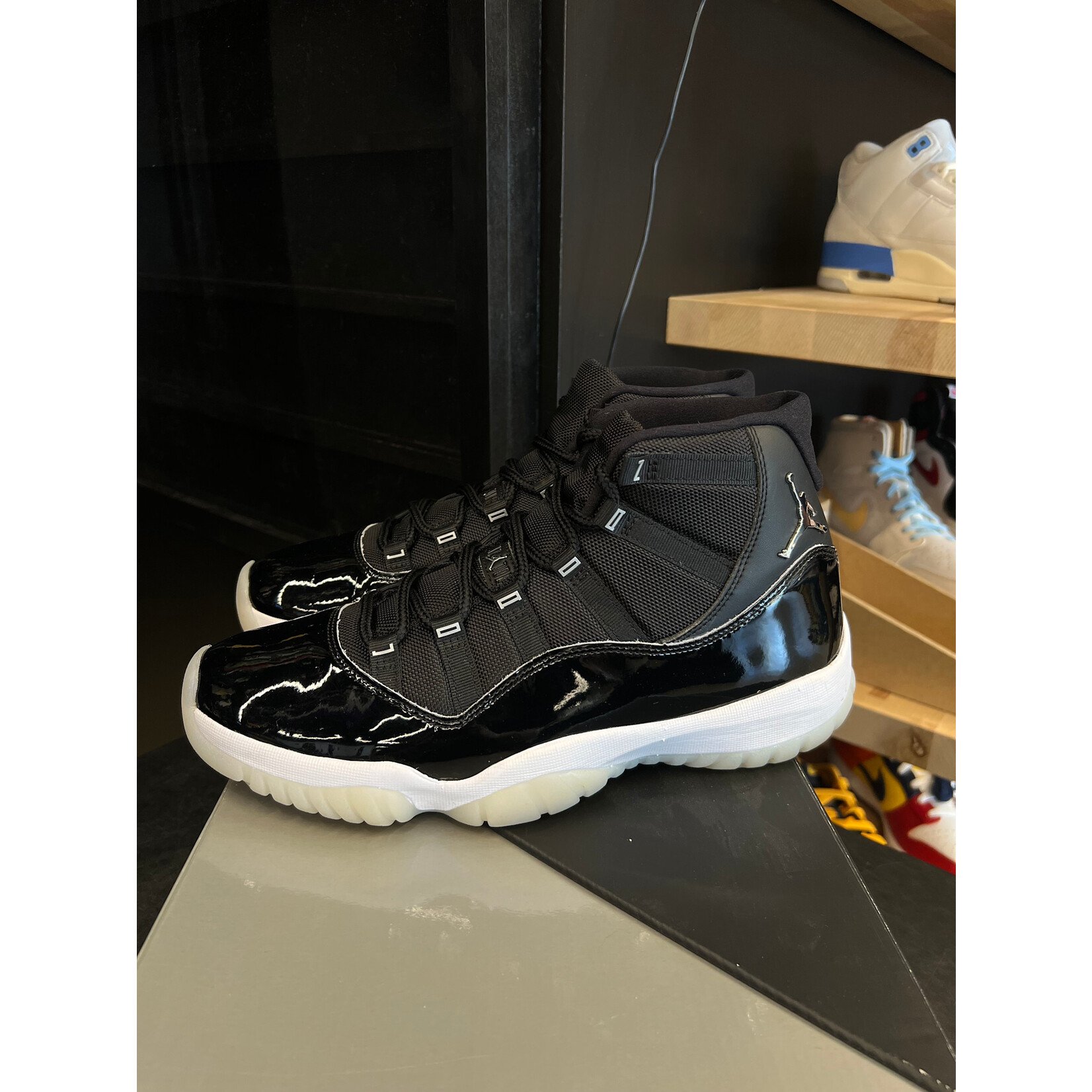Jordan Jordan 11 Retro Jubilee 25th Anniversary Size 11, PREOWNED
