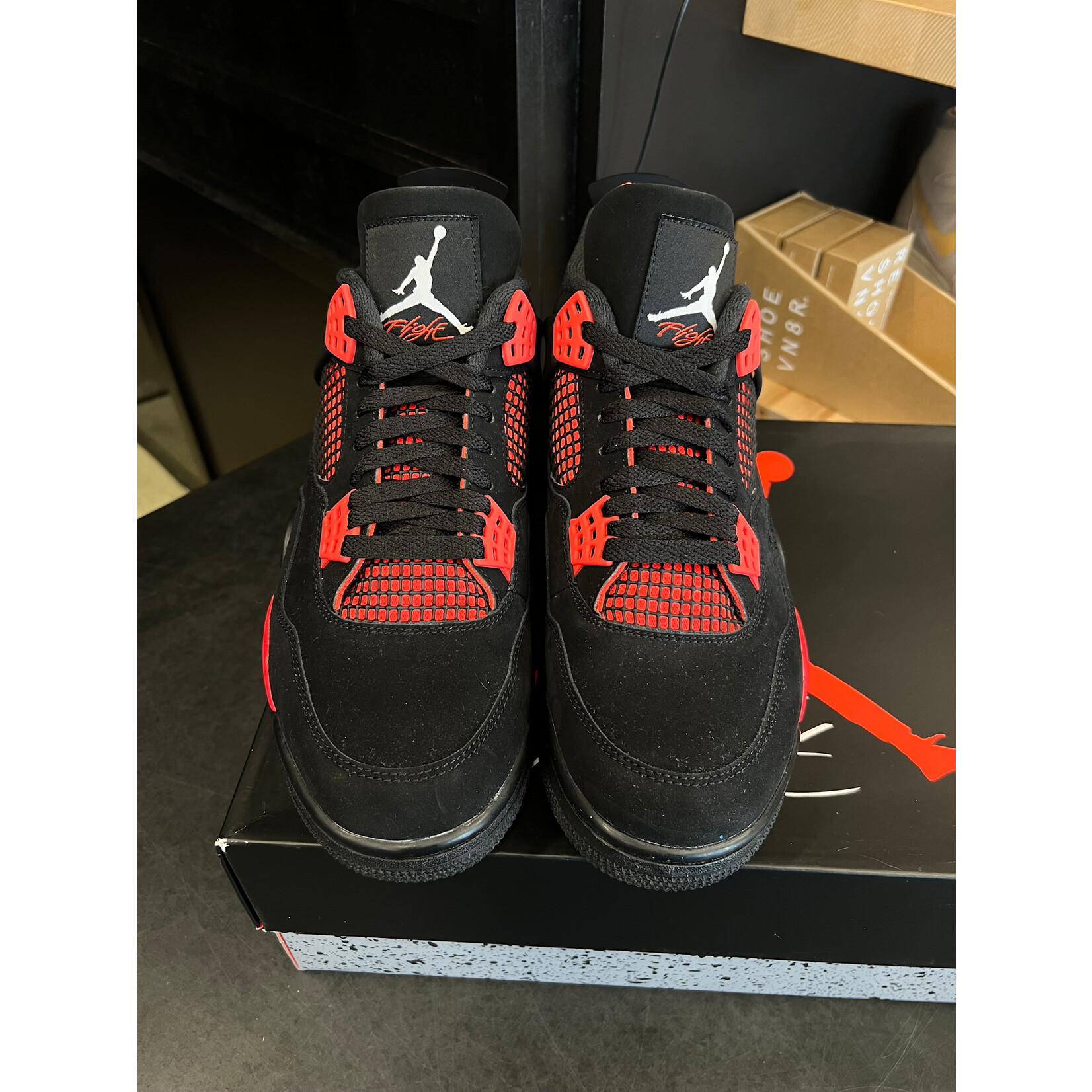 Jordan Jordan 4 Retro Red Thunder Size 11.5, PREOWNED