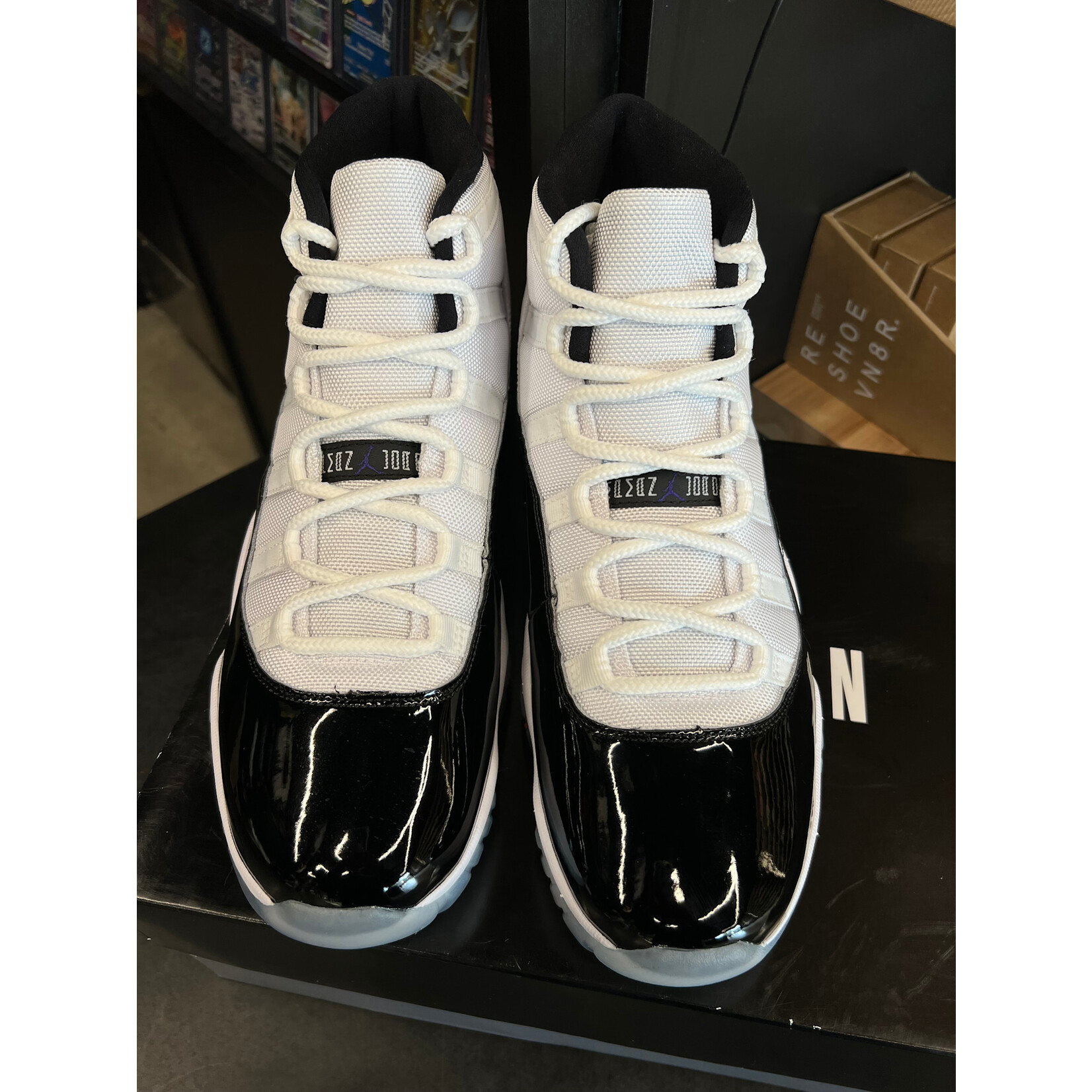 Jordan Jordan 11 Retro Concord (2018) Size 12, PREOWNED