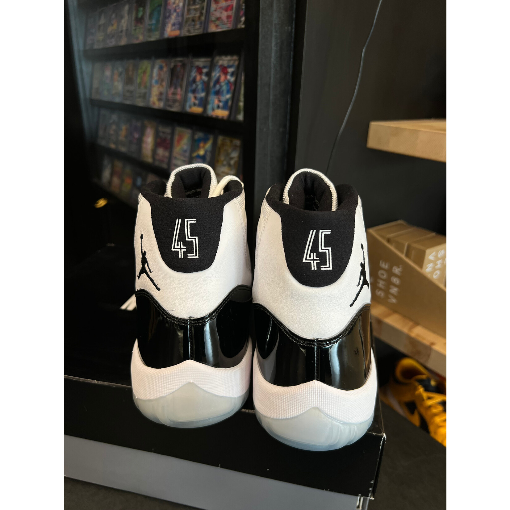 Jordan Jordan 11 Retro Concord (2018) Size 12, PREOWNED
