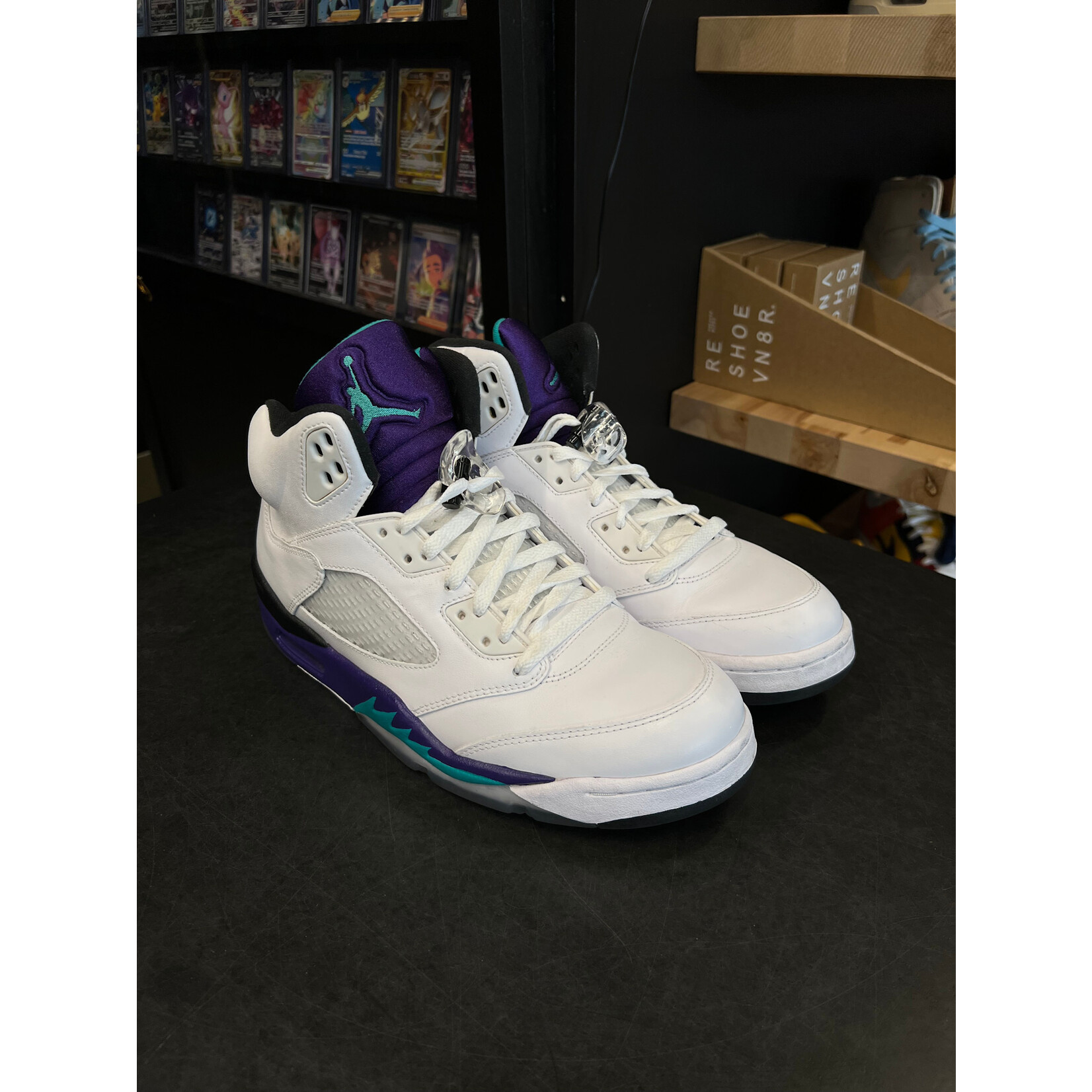 Jordan Jordan 5 Retro Grape (2013) Size 10, PREOWNED