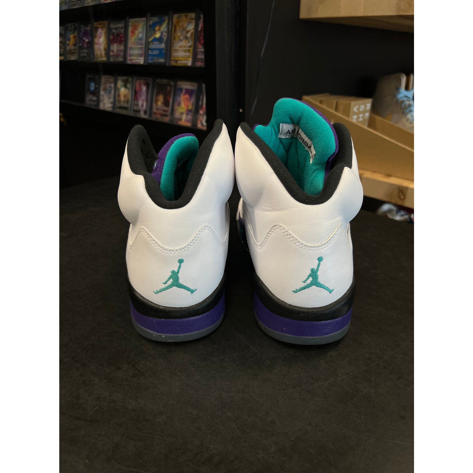 Jordan Jordan 5 Retro Grape (2013) Size 10, PREOWNED