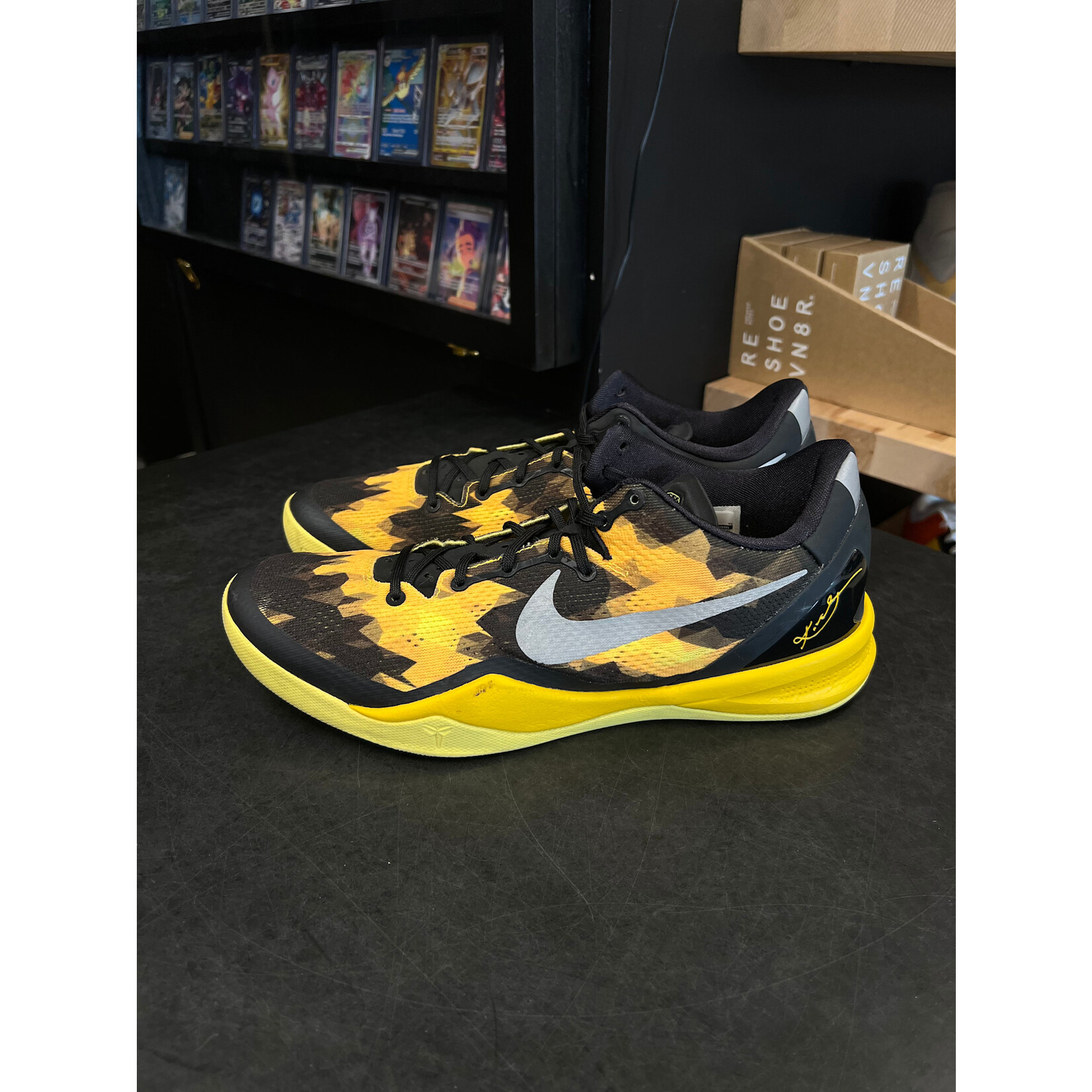 Nike Nike Kobe 8 Sulfur Electric Yellow Size 10, PREOWNED