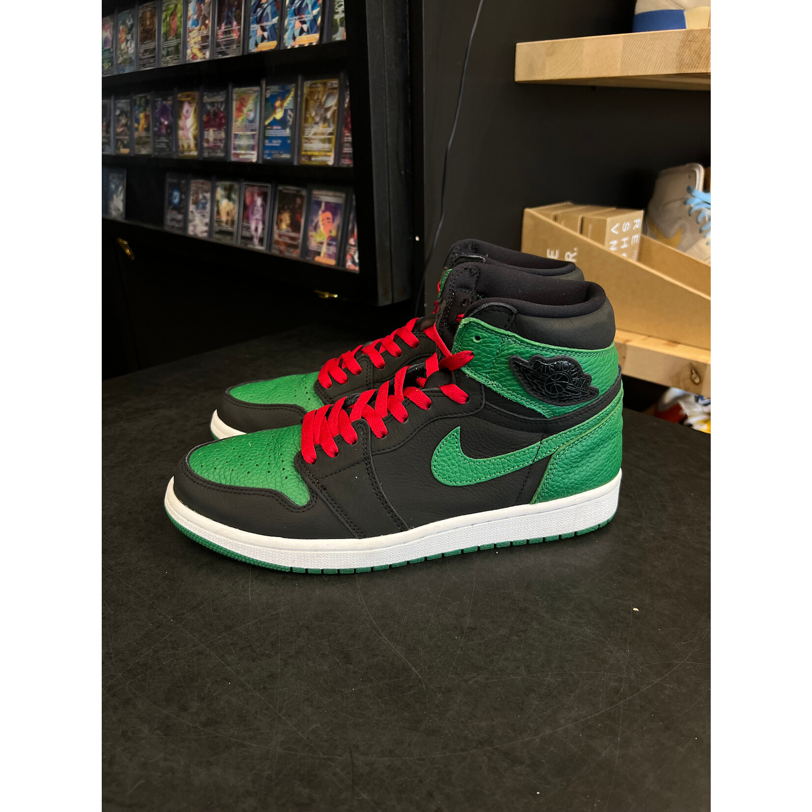 Jordan Jordan 1 Retro High Pine Green Black Size 9.5, PREOWNED