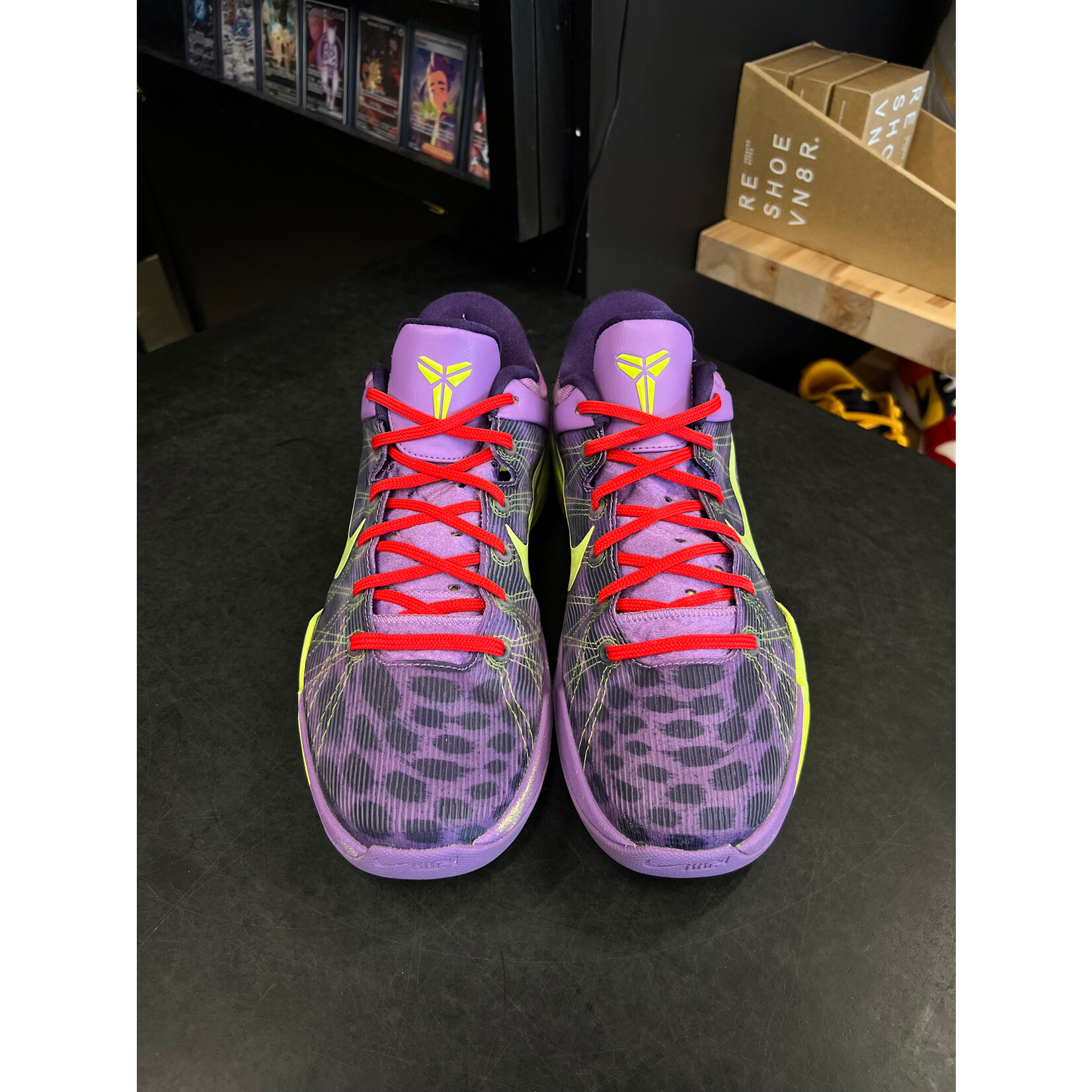 Nike Nike Kobe 7 Christmas (Leopard) Size 10, PREOWNED