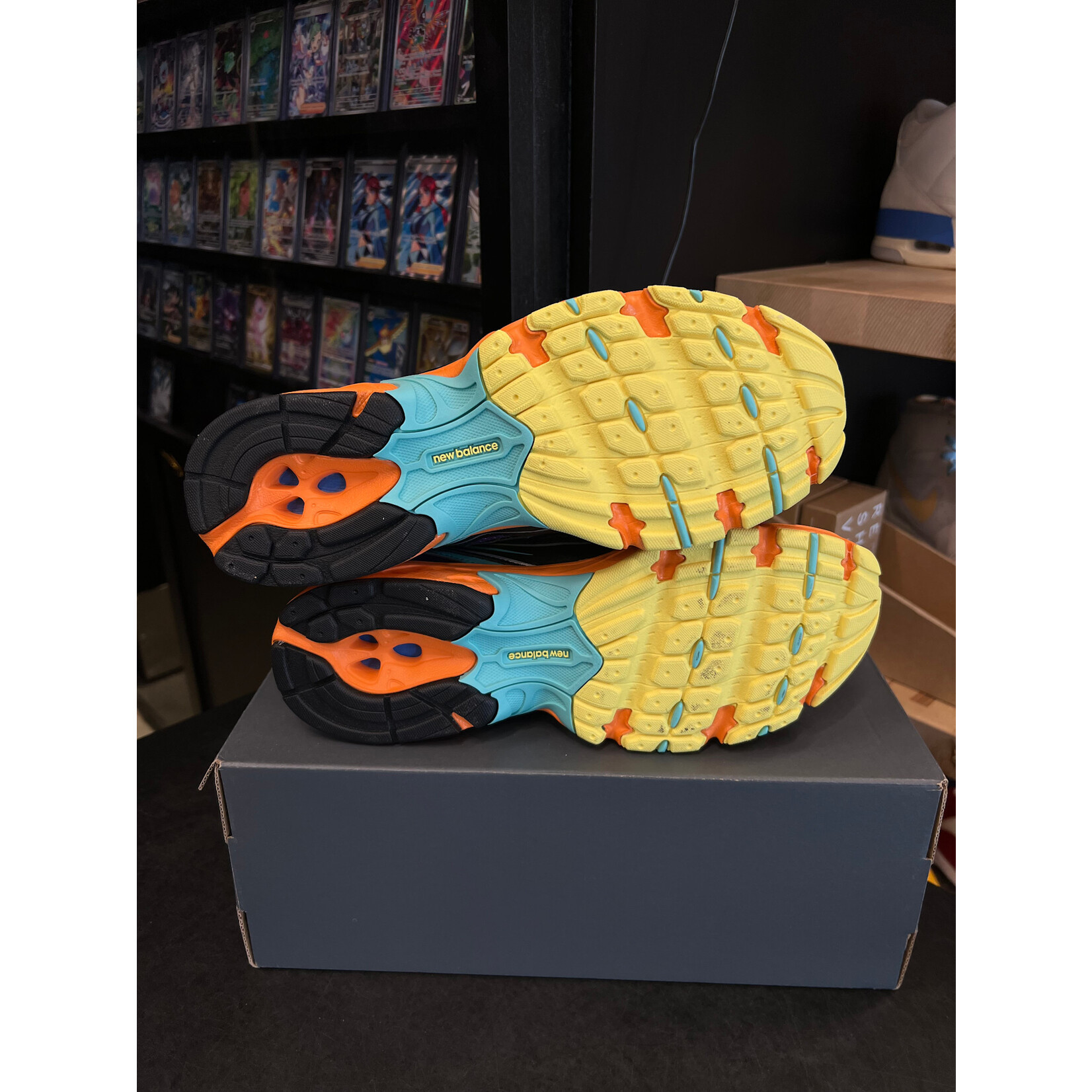 New Balance New Balance 740v2 Concord Grape Sun Glow Size 8, PREOWNED PADS