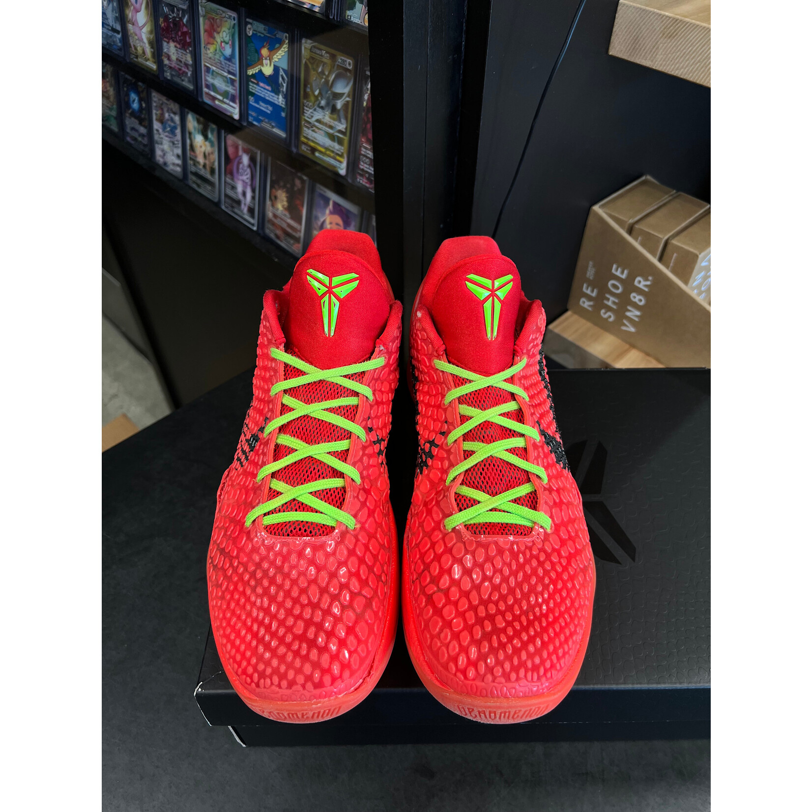 Nike Nike Kobe 6 Protro Reverse Grinch Size 8.5, PREOWNED