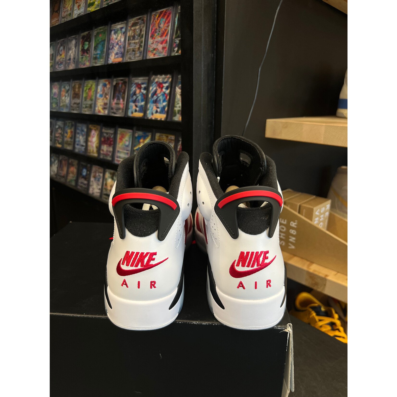 Jordan Jordan 6 Retro Carmine (2021) Size 10, PREOWNED