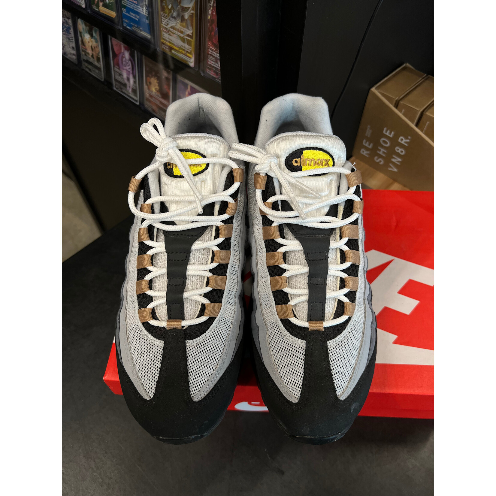 Nike Nike Air Max 95 Icons Yellow Strike Size 10, PREOWNED