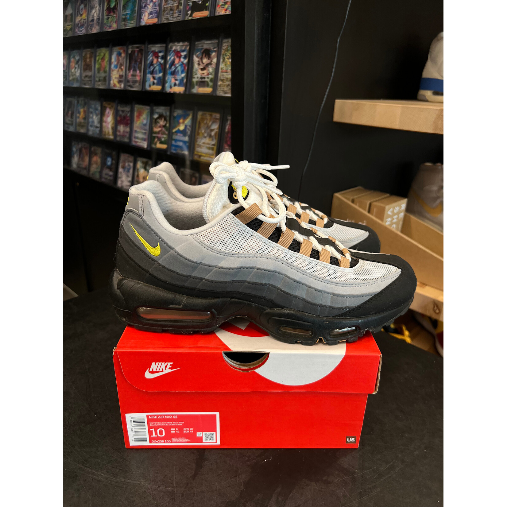 Nike Nike Air Max 95 Icons Yellow Strike Size 10, PREOWNED