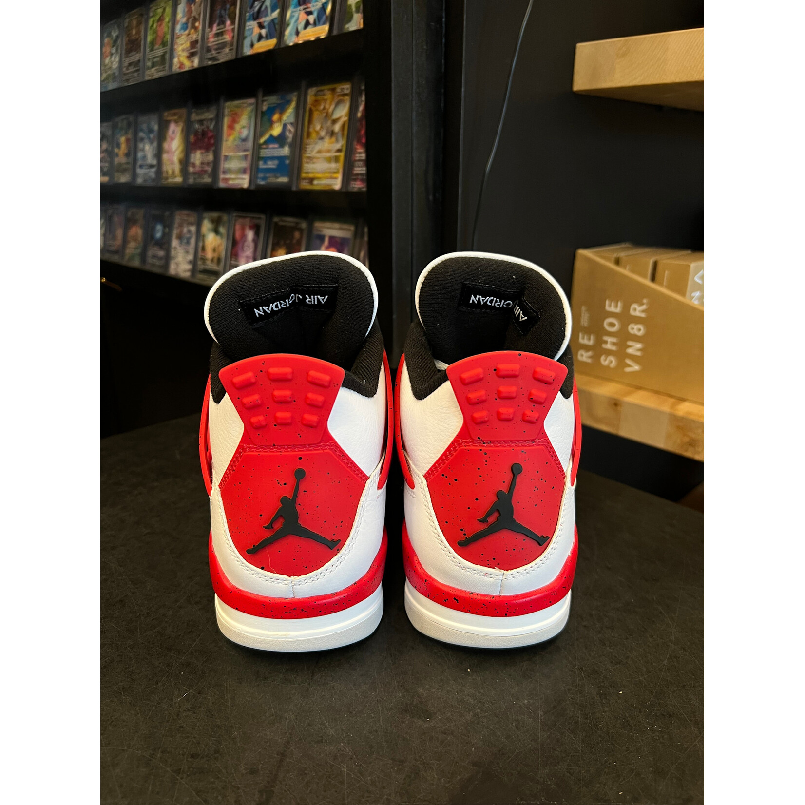 Jordan Jordan 4 Retro Red Cement Size 9, PREOWNED