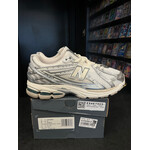 New Balance New Balance 1906R Silver Metallic Sea Salt Size 9.5, PREOWNED REP BOX