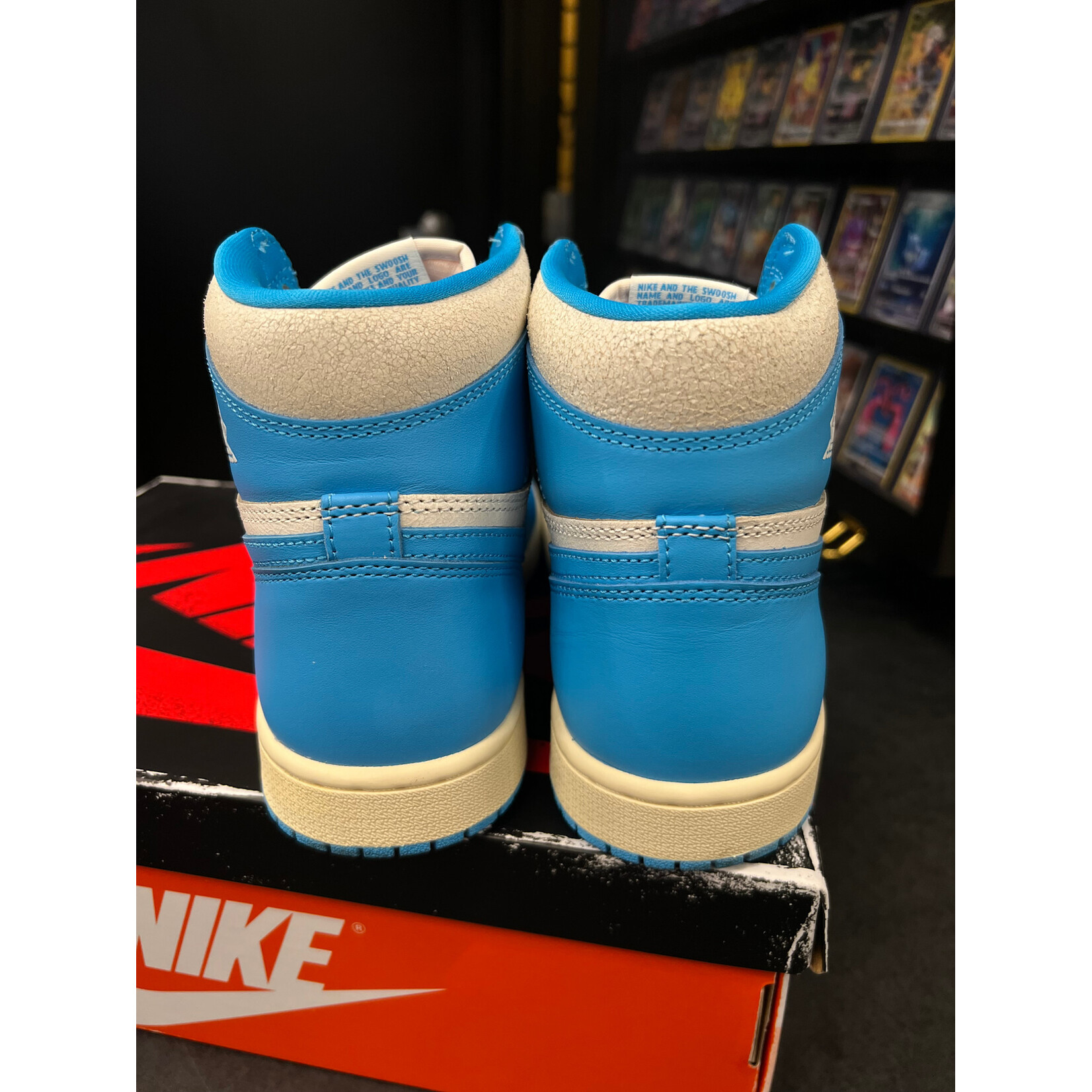 Jordan Jordan 1 Retro High OG UNC Reimagined Size 8.5, PREOWNED