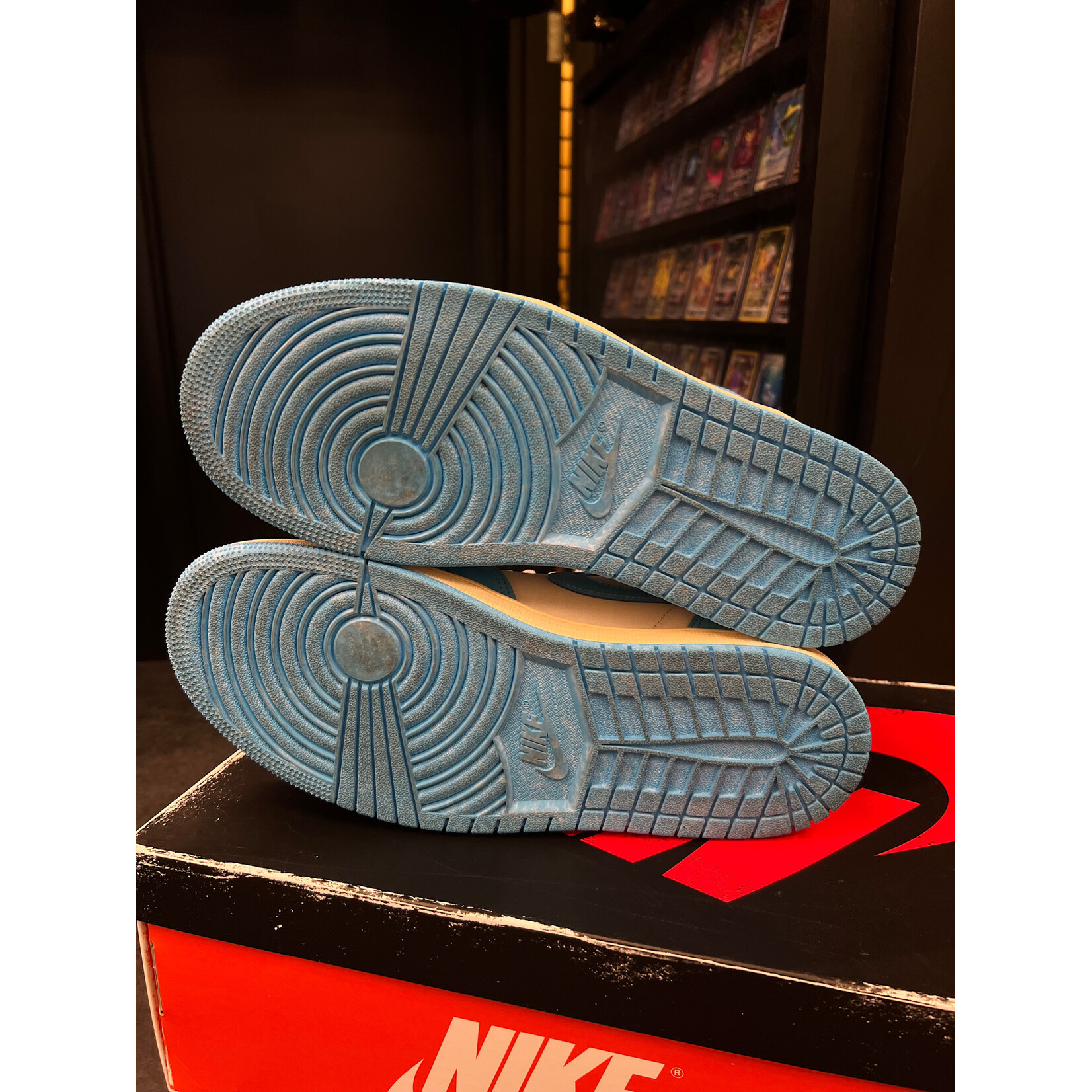 Jordan Jordan 1 Retro High OG UNC Reimagined Size 8.5, PREOWNED