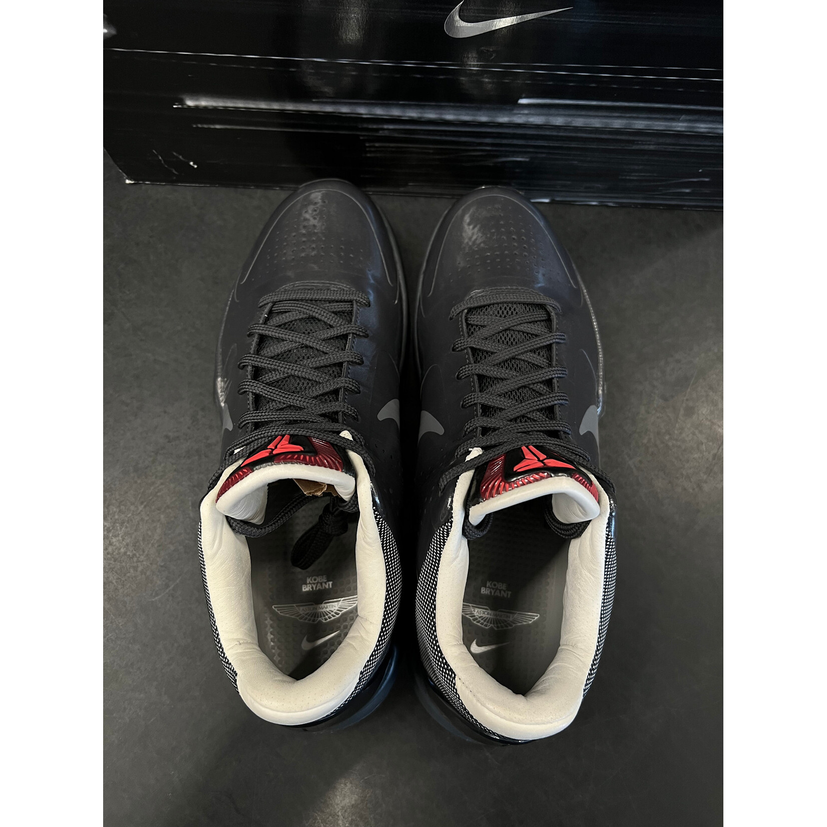 Nike Nike Kobe 5 Aston Martin Pack Size 10, PREOWNED
