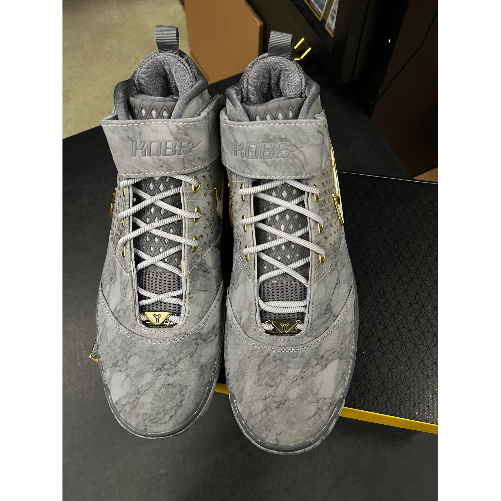 Nike Nike Kobe 2 Prelude (4/50+ Points) Size 10, PREOWNED