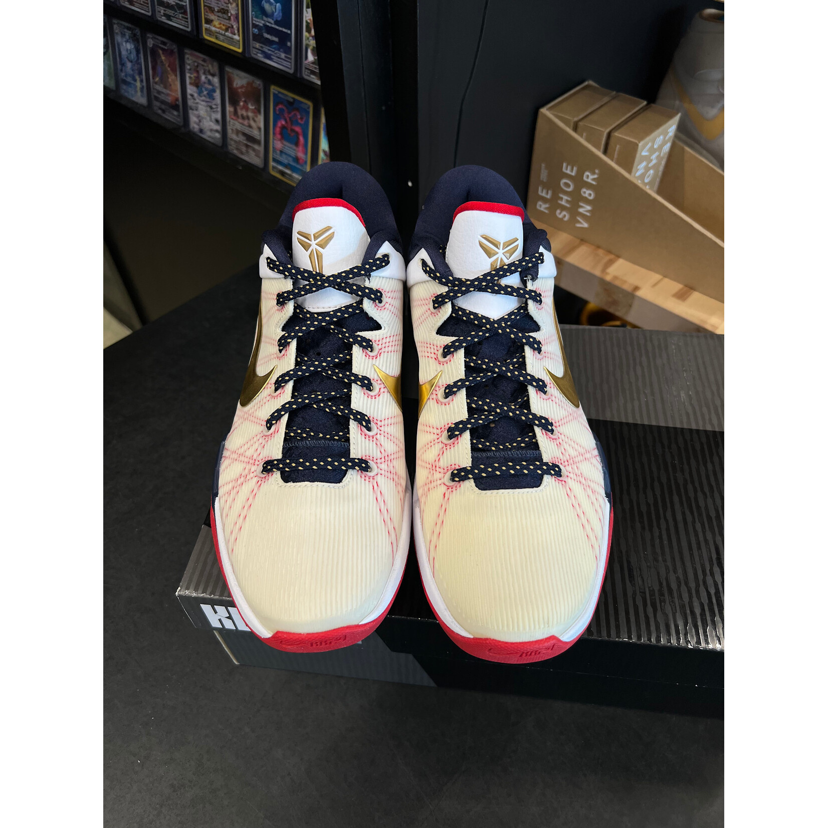 Nike Nike Kobe 7 USA Olympic Size 9, PREOWNED