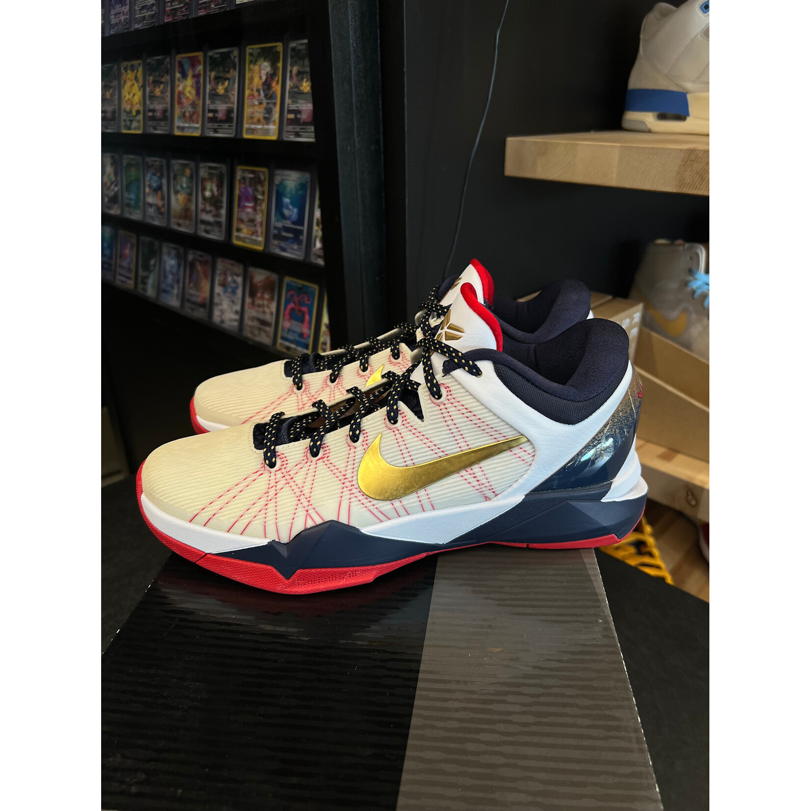 Nike Nike Kobe 7 USA Olympic Size 9, PREOWNED