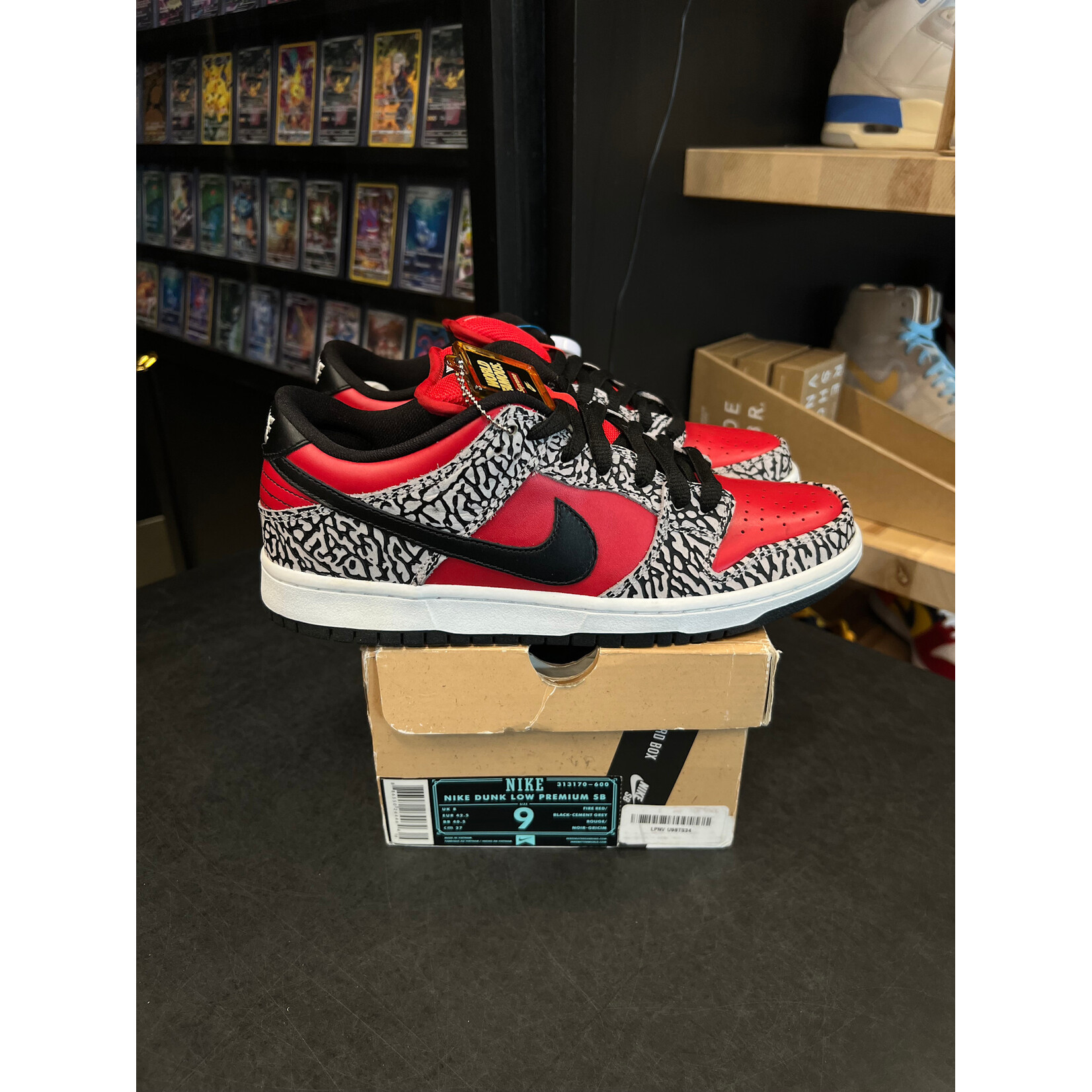 Nike Nike SB Dunk Low Supreme Red Cement (2012) Size 9, DS BRAND NEW