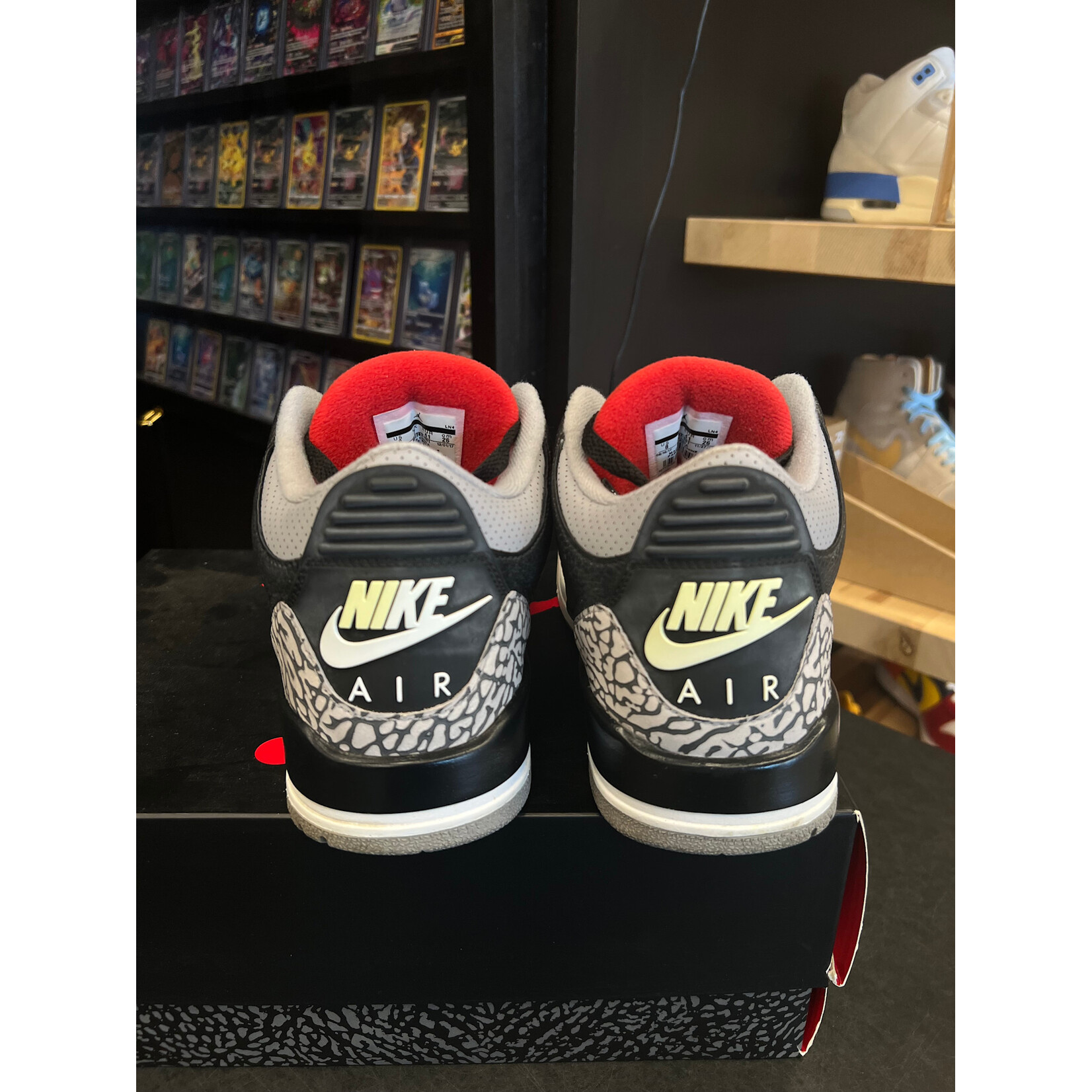 Jordan Jordan 3 Retro Black Cement (2018) Size 8, PREOWNED