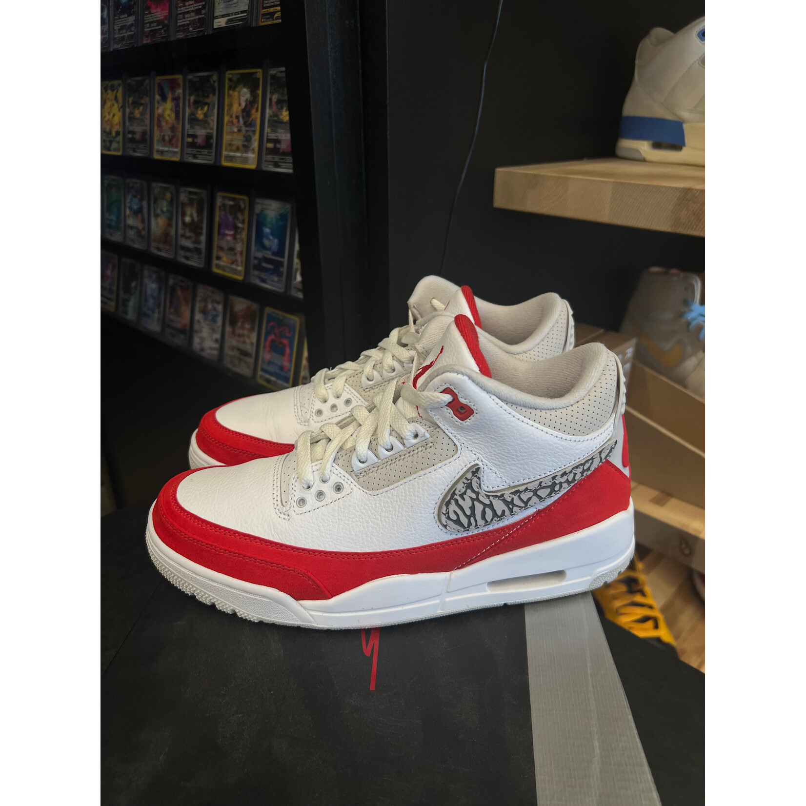 Jordan Jordan 3 Retro Tinker White University Red Size 8, PREOWNED