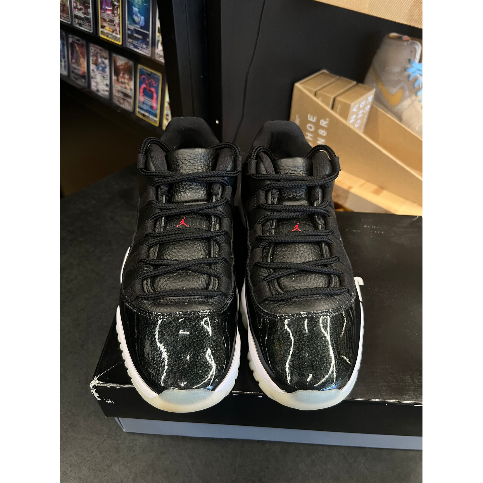Jordan Jordan 11 Retro Low 72-10 Size 8, PREOWNED