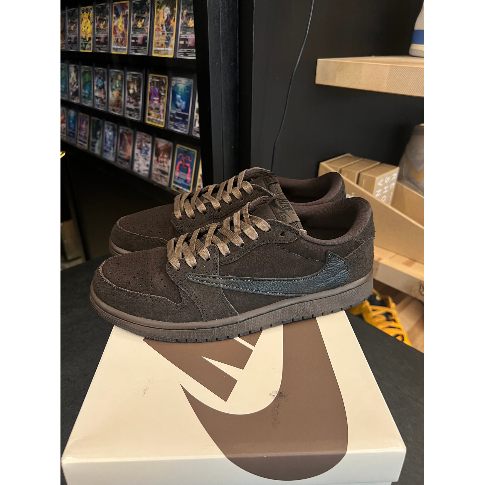 Jordan Jordan 1 Retro Low OG SP Travis Scott Velvet Brown Size 7.5, PREOWNED