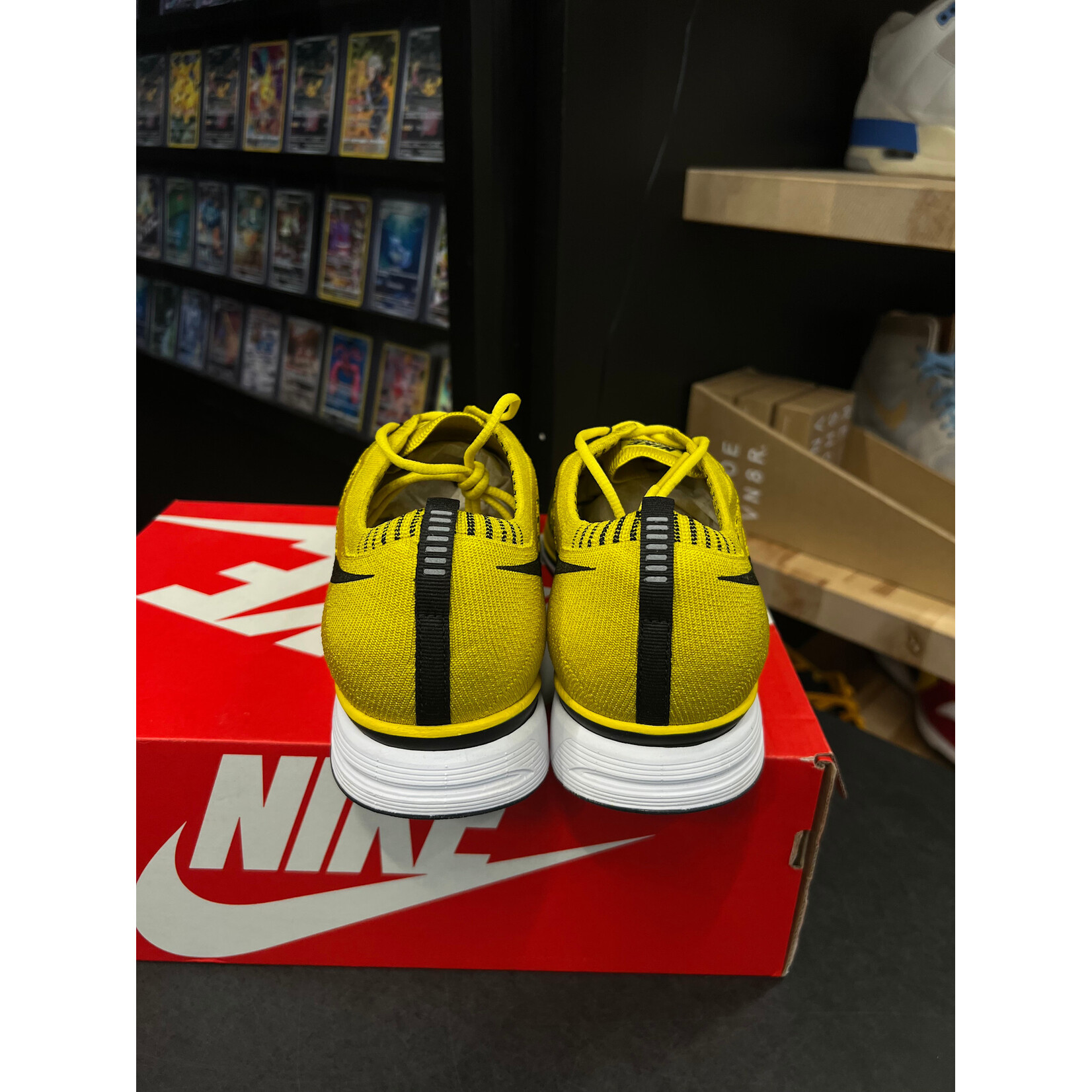 Nike Nike Flyknit Trainer Bright Citron Size 10.5, PREOWNED