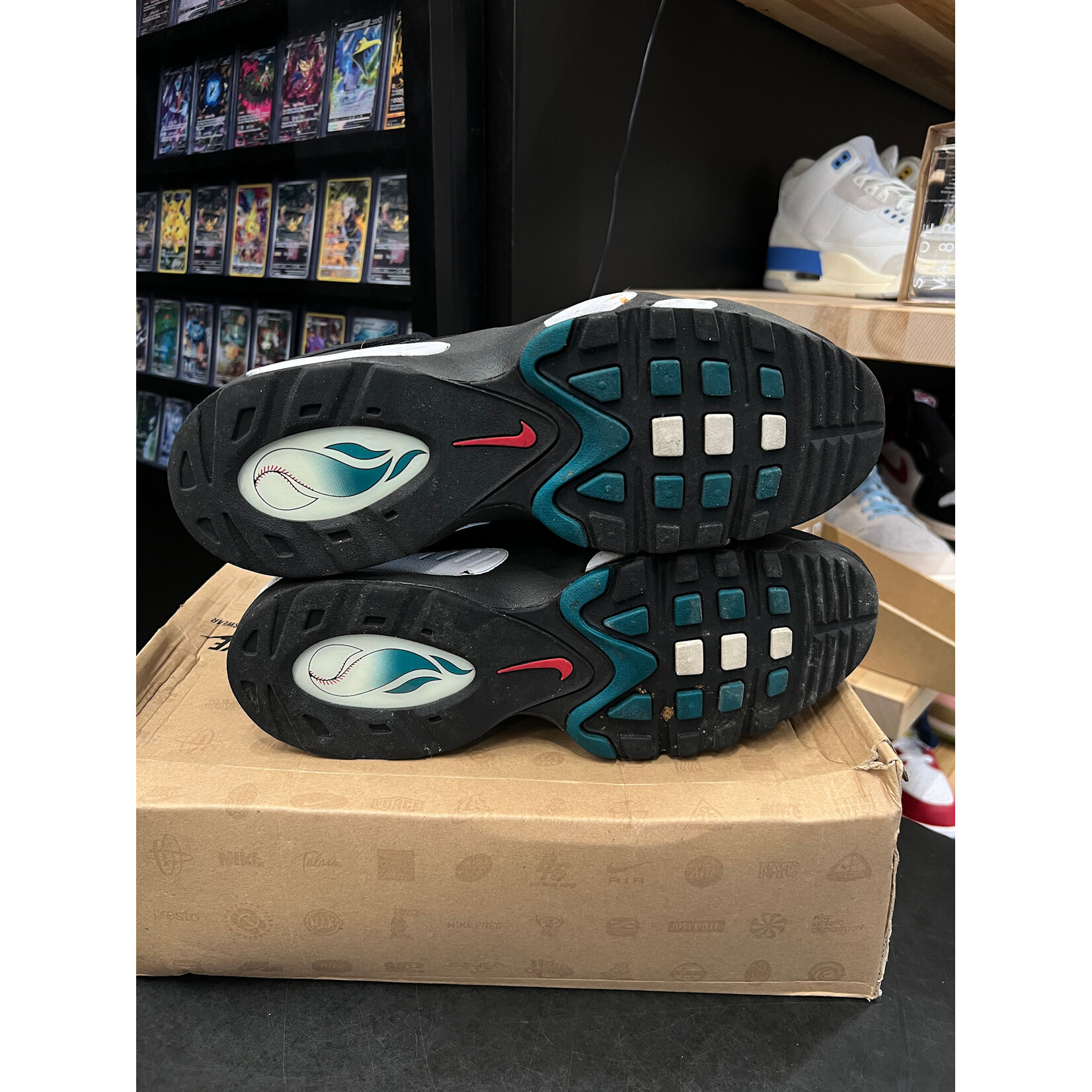 Nike Nike Air Griffey Max 1 Freshwater (2011) Size 10, PREOWNED