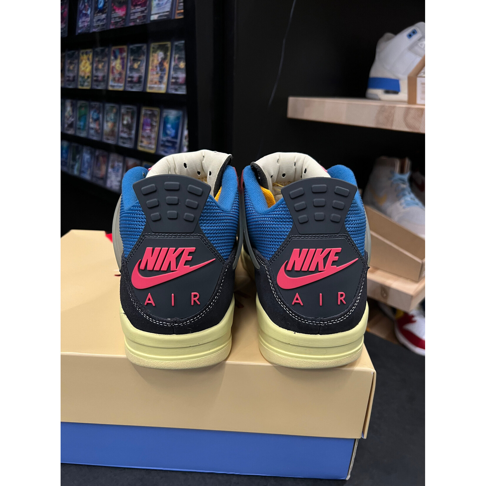 Jordan Jordan 4 Retro Union Off Noir Size 10.5, PREOWNED