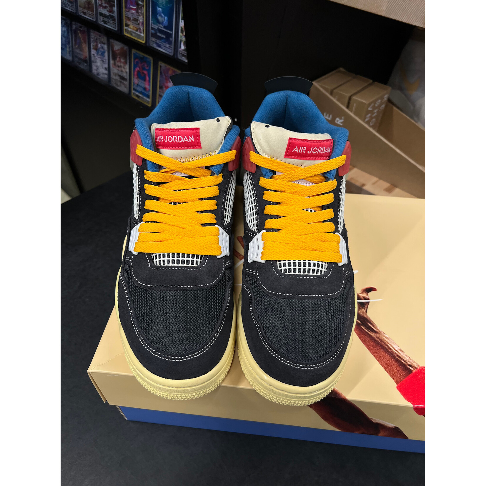Jordan Jordan 4 Retro Union Off Noir Size 10.5, PREOWNED