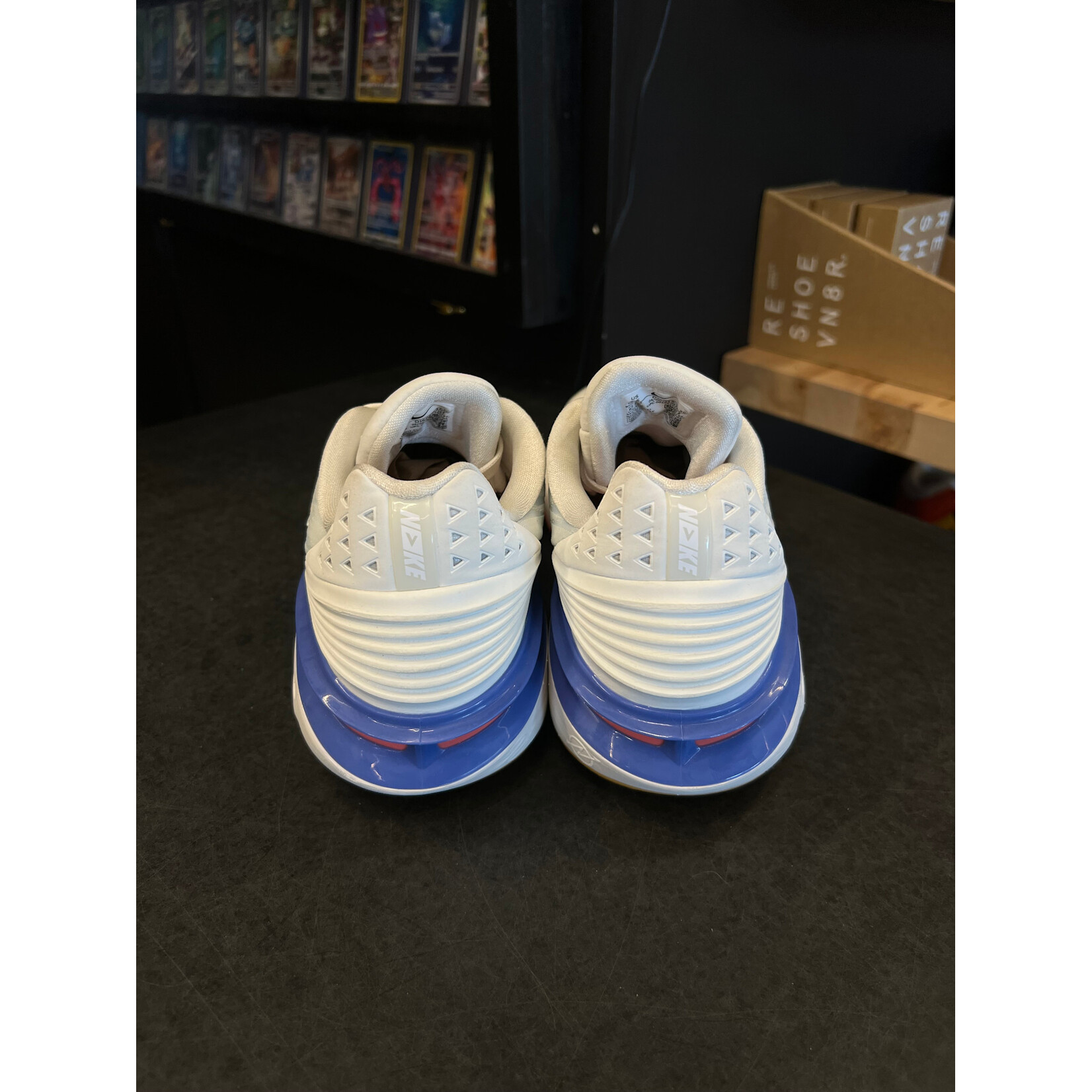 Nike Nike Zoom GT Cut 2 Summit White Blue Size 8.5, PREOWNED