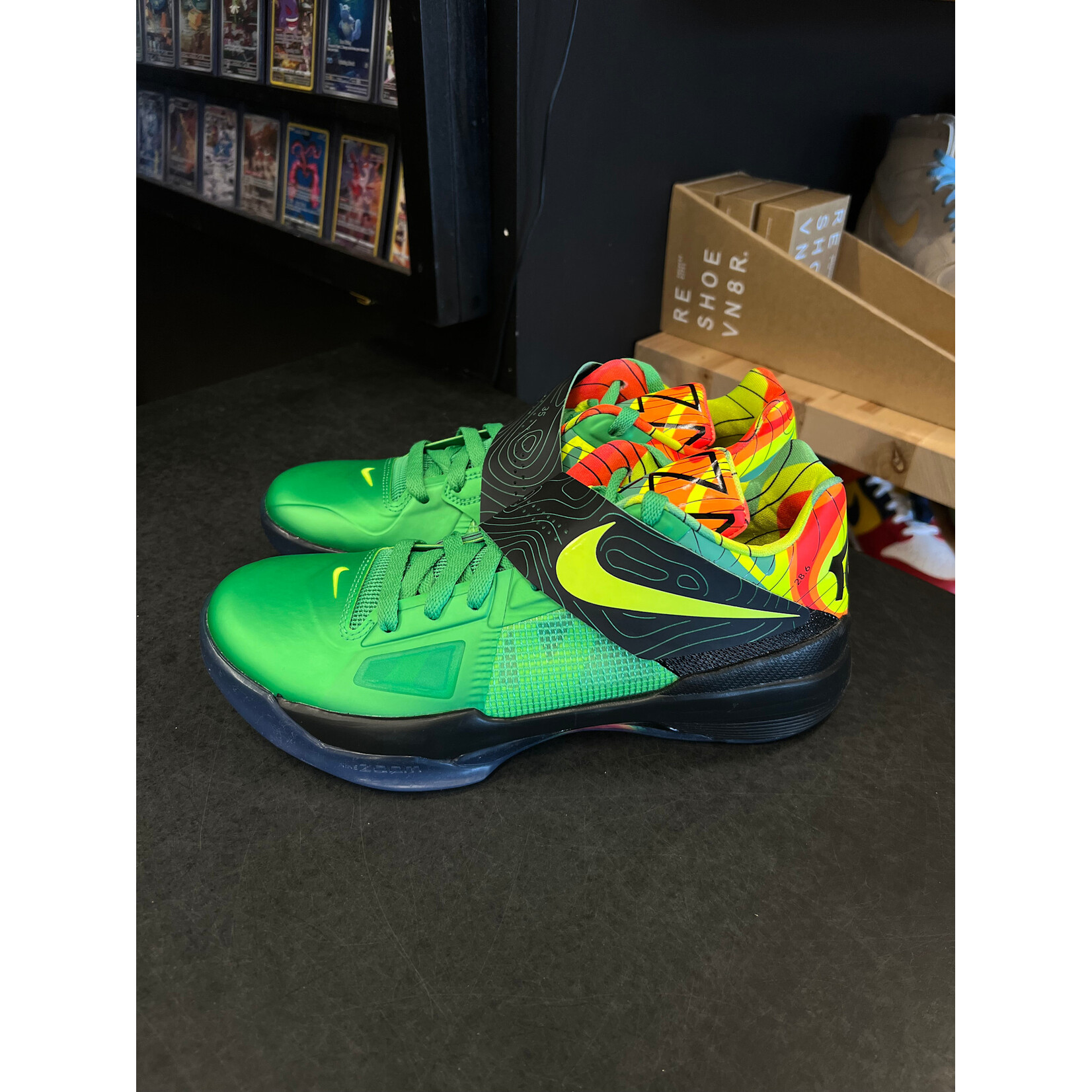 Nike Nike KD 4 Weatherman (2024) Size 8.5, PREOWNED (TRIED ON)
