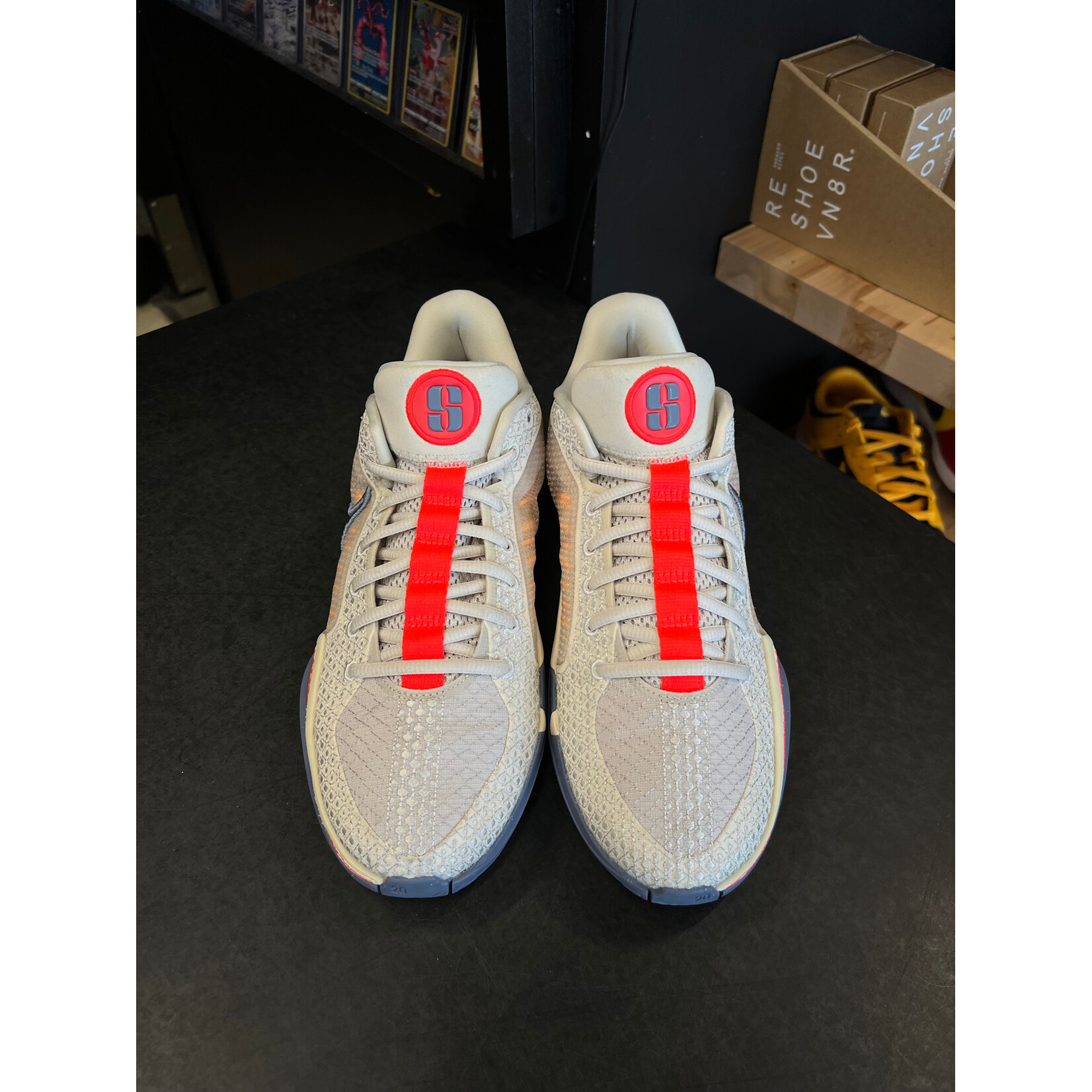 Nike Nike Sabrina 1 Grounded (Women's) Size 10W, PREOWNED