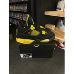 Jordan Jordan 4 Retro Thunder (2023) Size 10, PREOWNED
