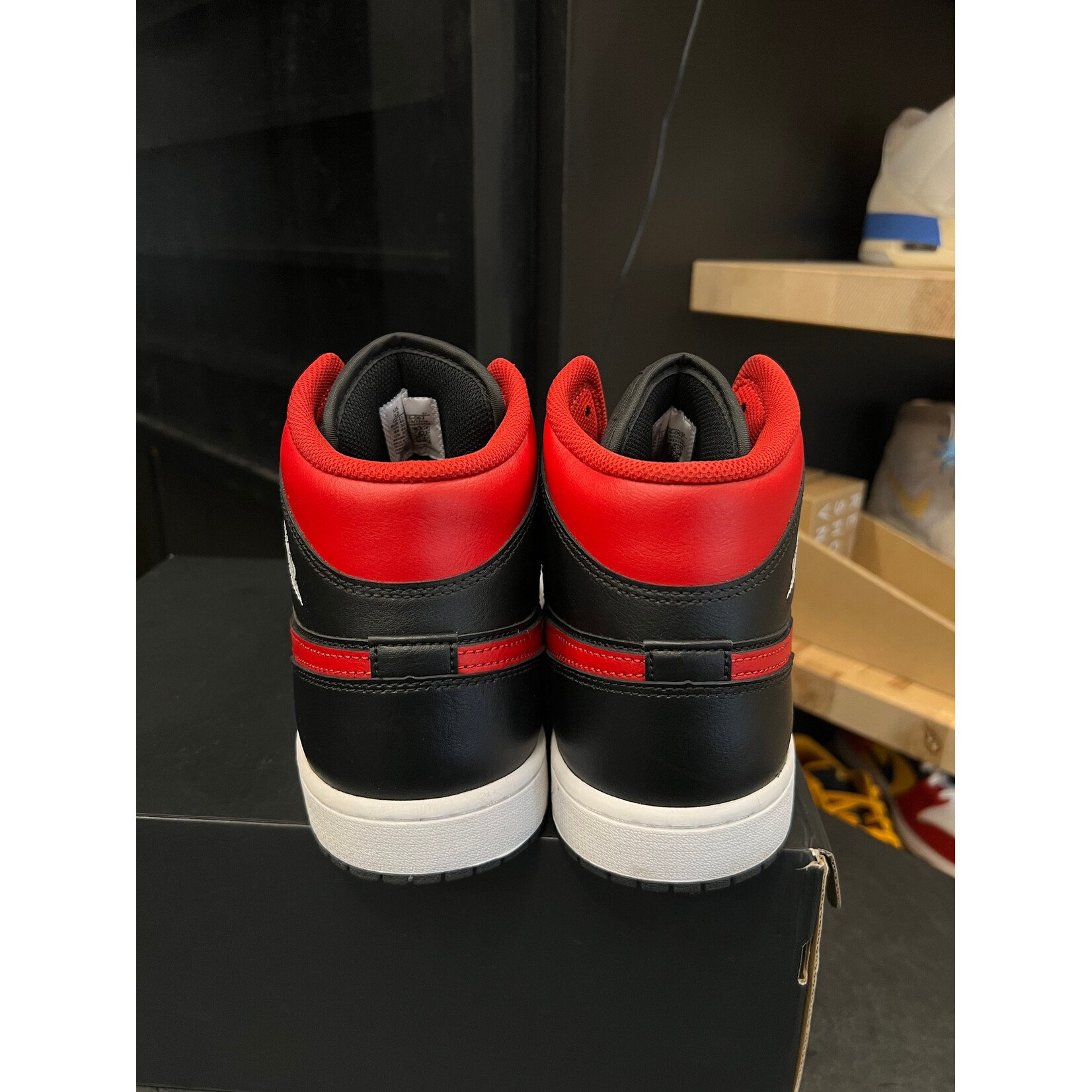 Jordan Jordan 1 Mid Bred Twist Size 12, PREOWNED