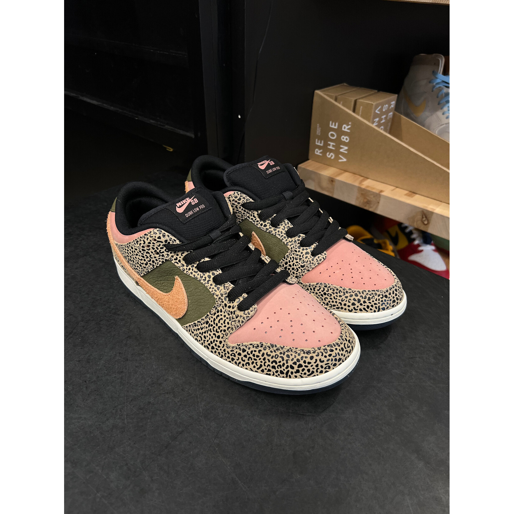 Nike Nike SB Dunk Low Arts-Rec Size 11, PREOWNED