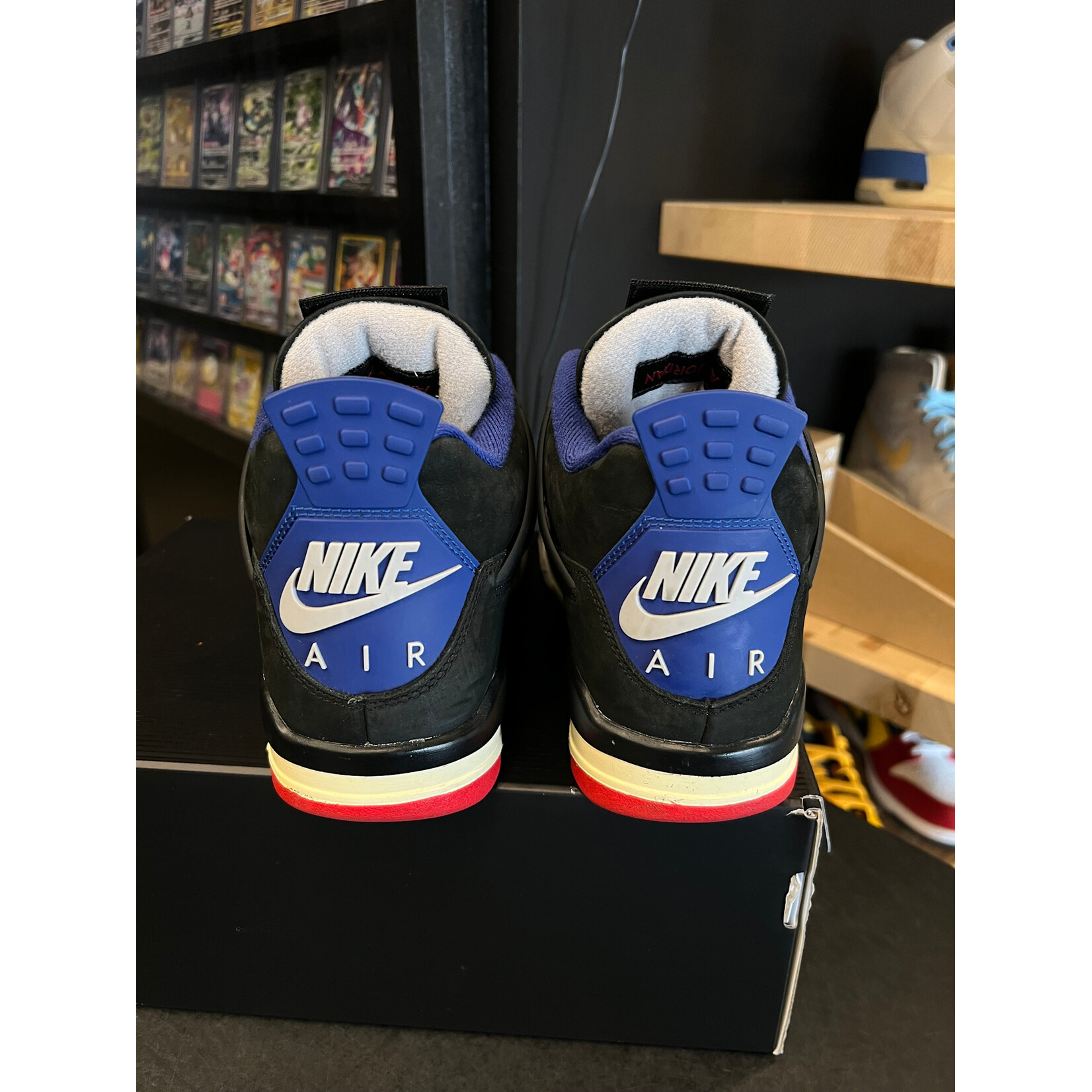 Jordan Jordan 4 Retro Rare Air (White Lettering) Size 9, PREOWNED