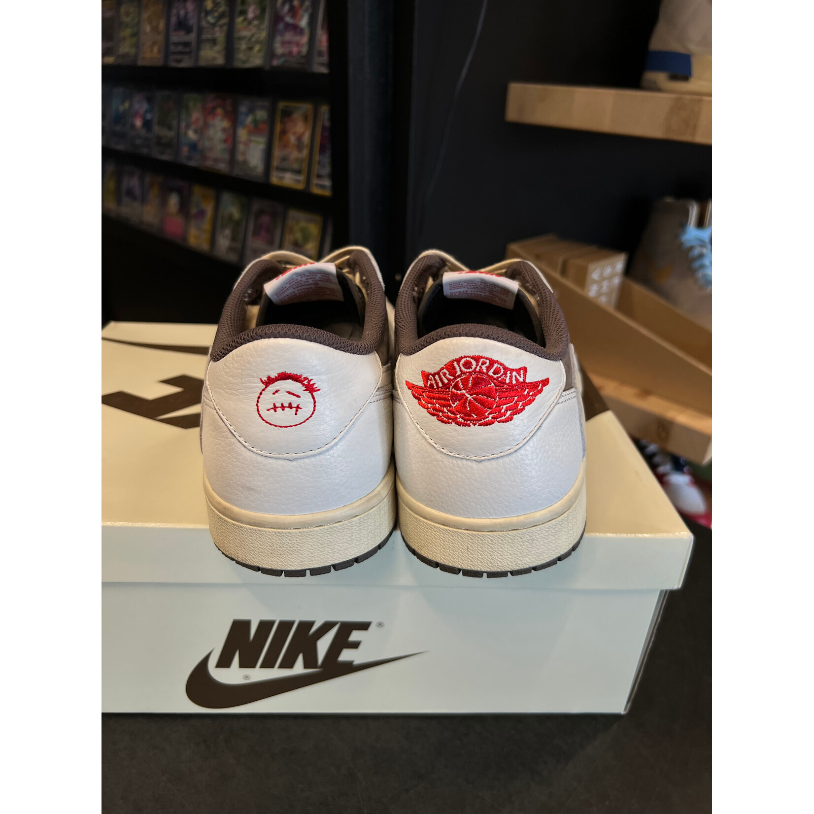 Jordan Jordan 1 Retro Low OG SP Travis Scott Reverse Mocha Size 11, PREOWNED