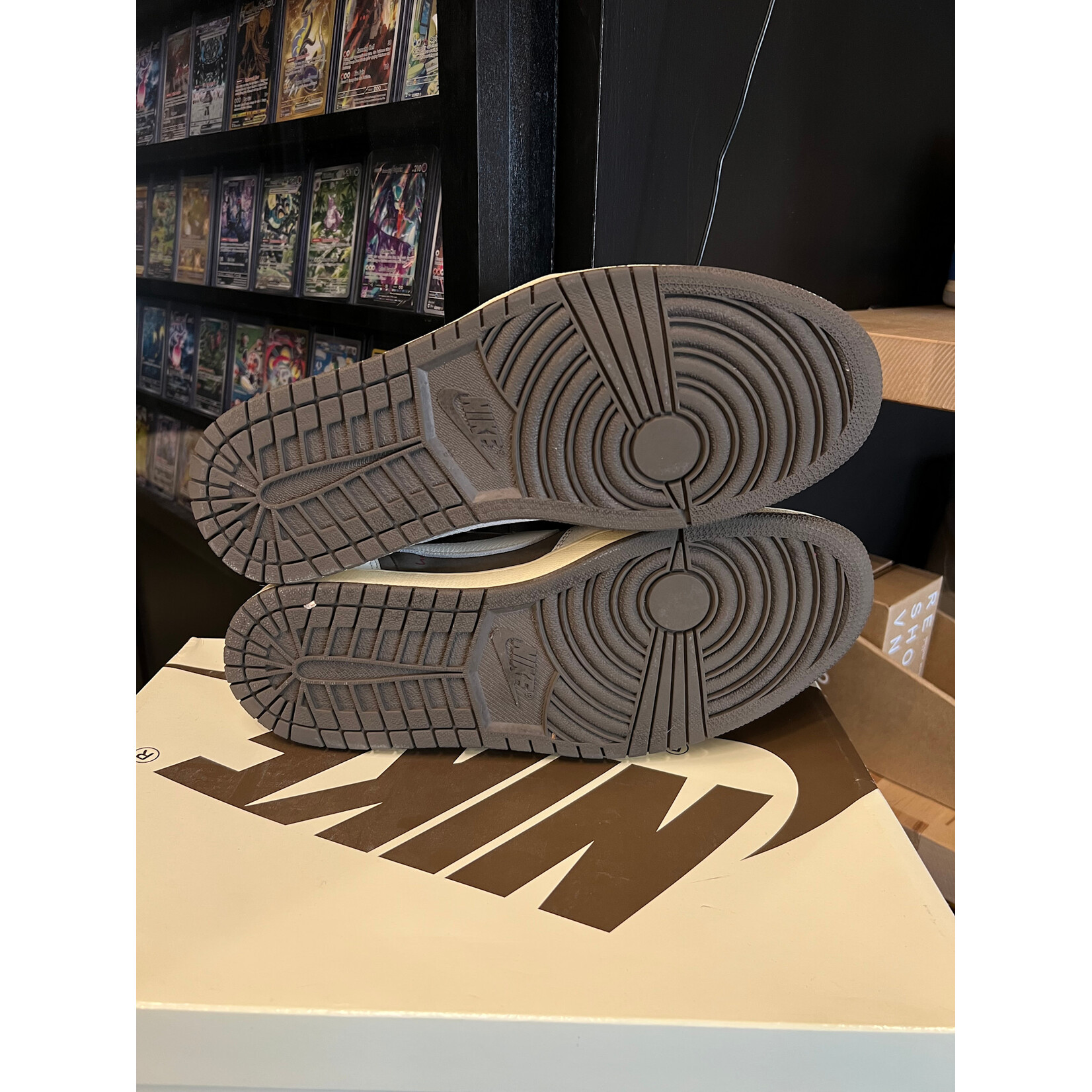 Jordan Jordan 1 Retro Low OG SP Travis Scott Reverse Mocha Size 11, PREOWNED