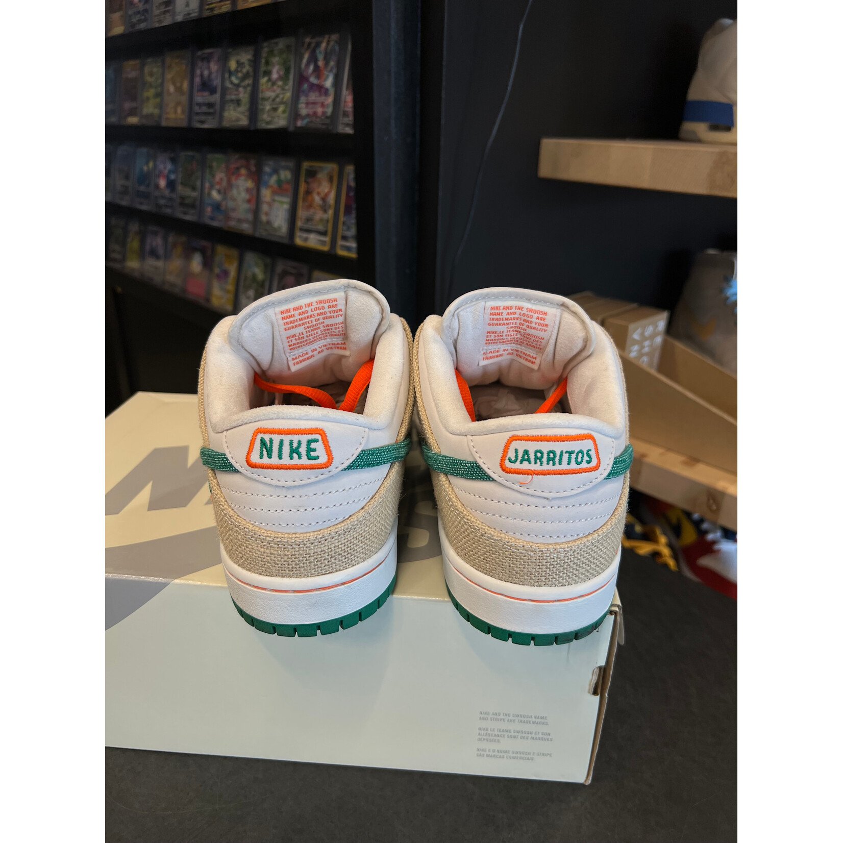 Nike Nike SB Dunk Low Jarritos Size 9.5, PREOWNED