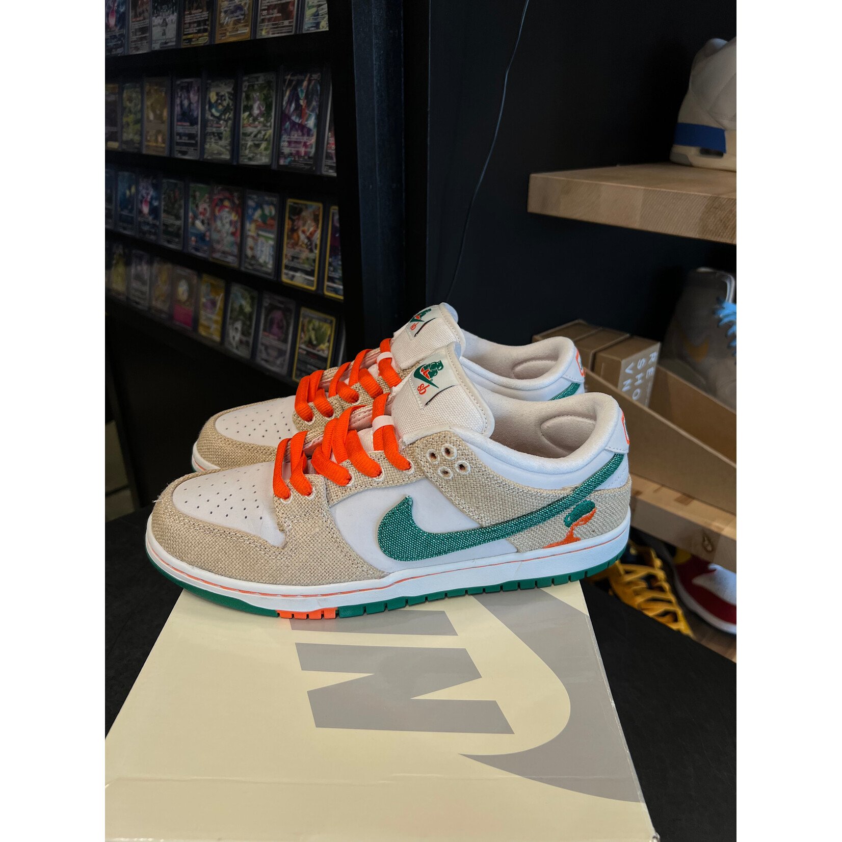 Nike Nike SB Dunk Low Jarritos Size 9.5, PREOWNED