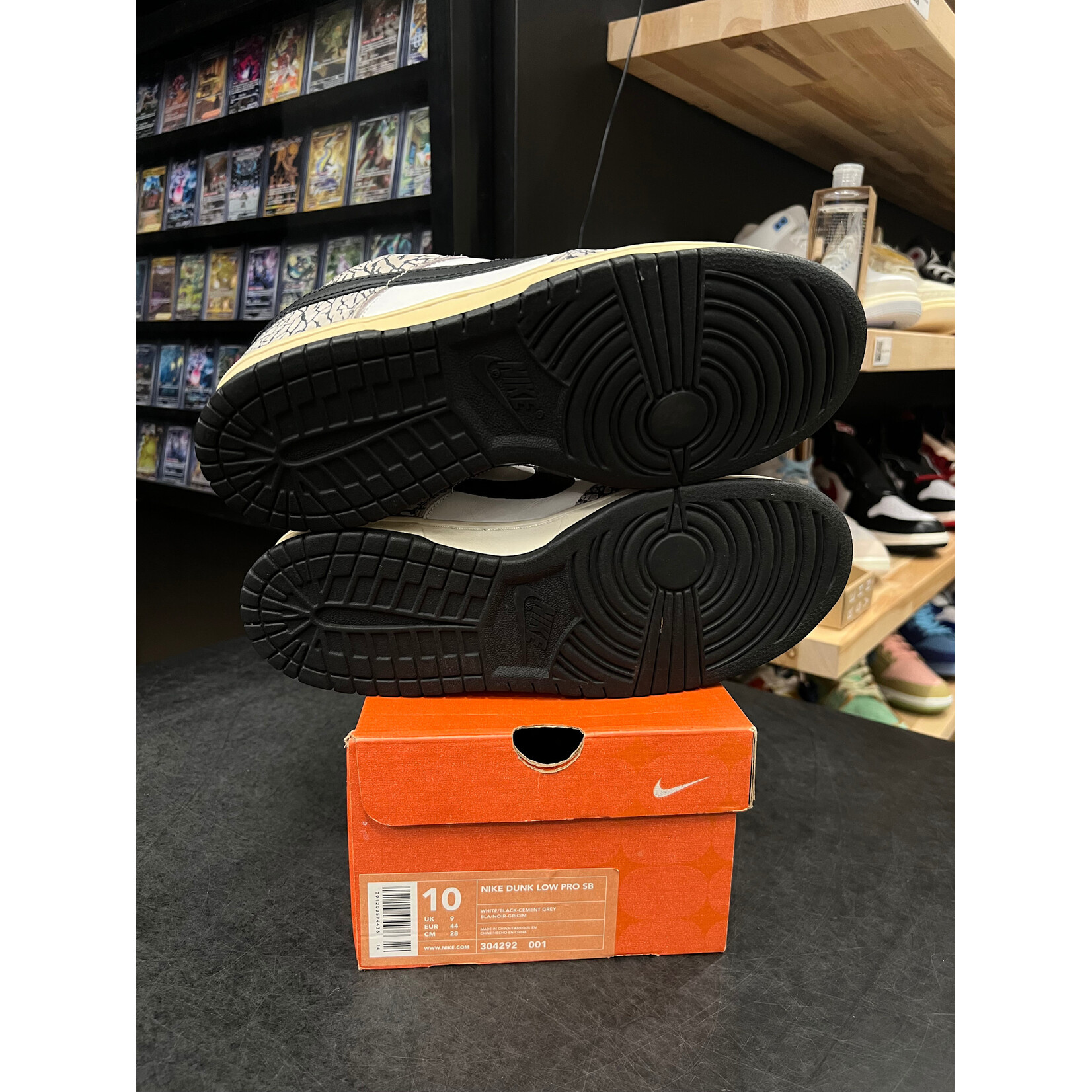 Nike Nike SB Dunk Low Supreme White Cement (2002) Size 10, PREOWNED